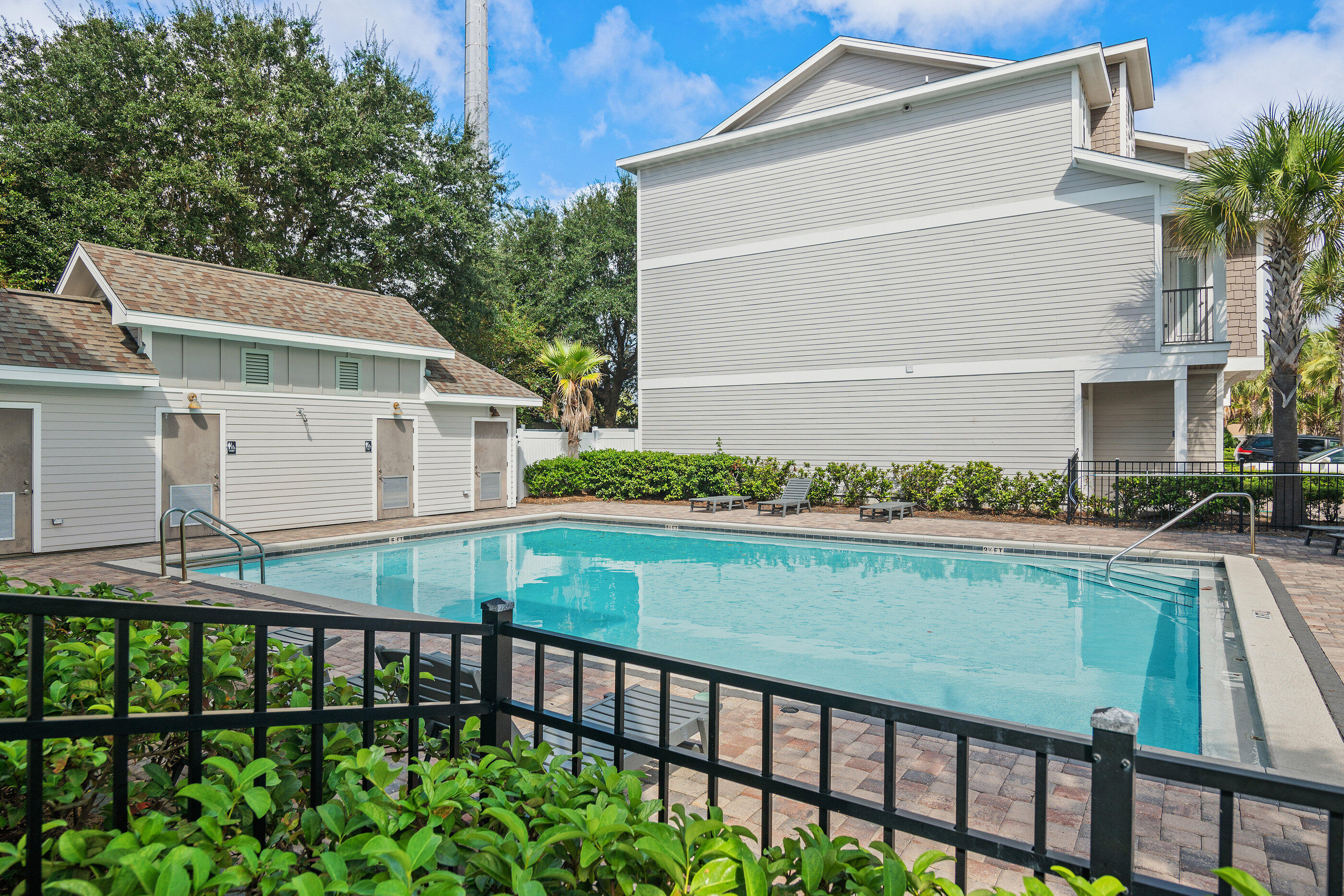 Driftwwod Drive Townhomes - Residential