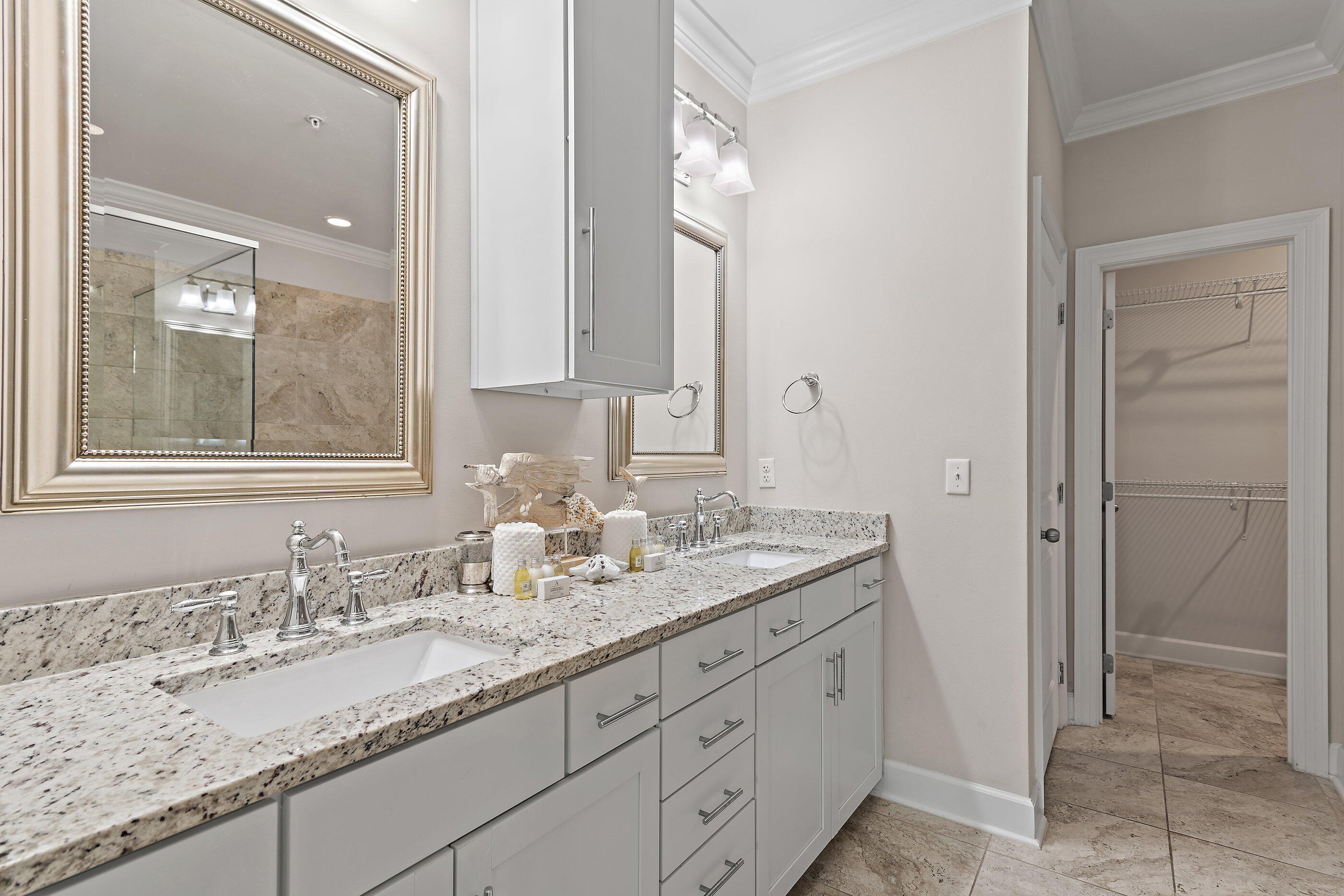 Driftwwod Drive Townhomes - Residential