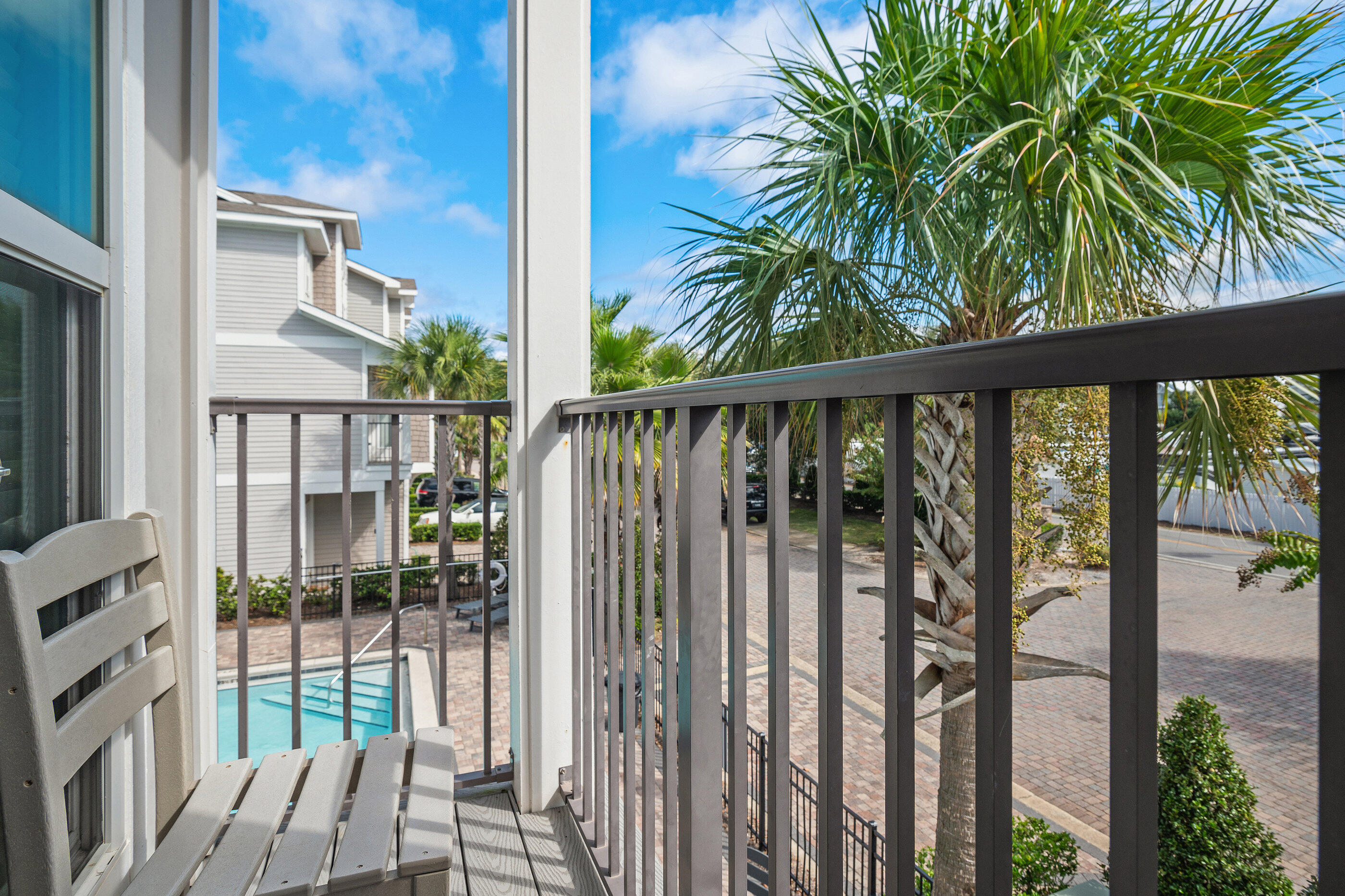 Driftwwod Drive Townhomes - Residential