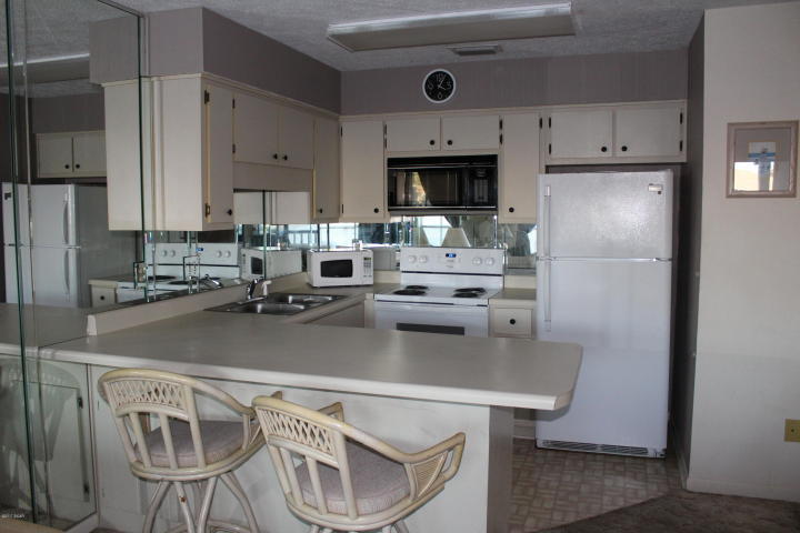 SOUTHWIND 3 CONDO - Residential