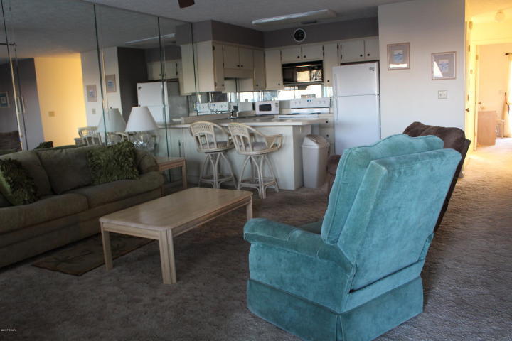 SOUTHWIND 3 CONDO - Residential