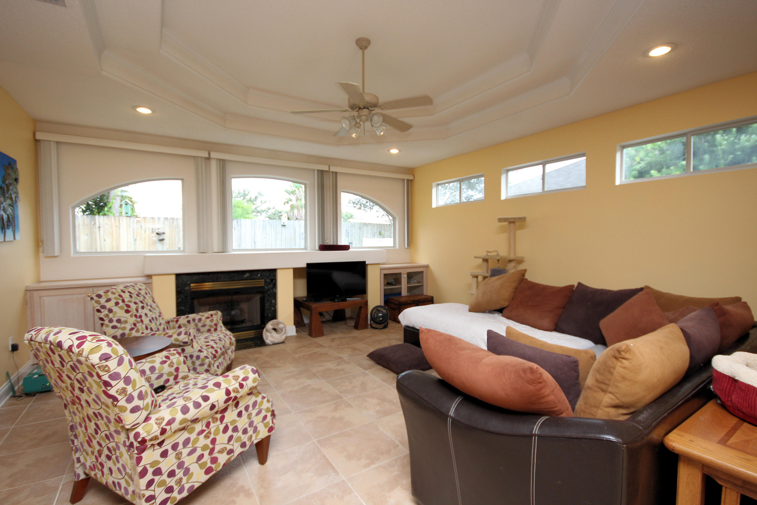 FOUNTAINVIEW - Residential