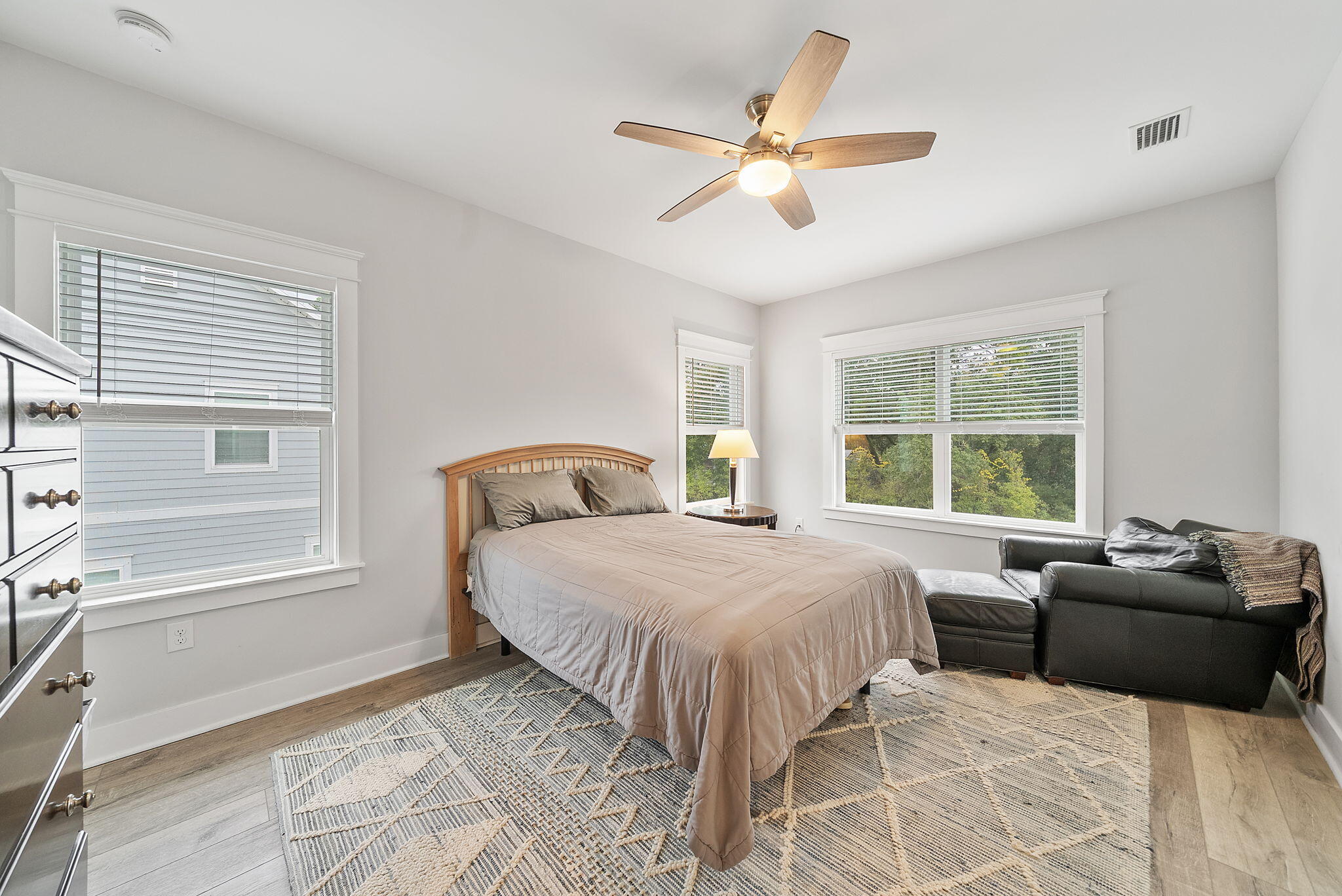 Daxton On The Bay - Residential