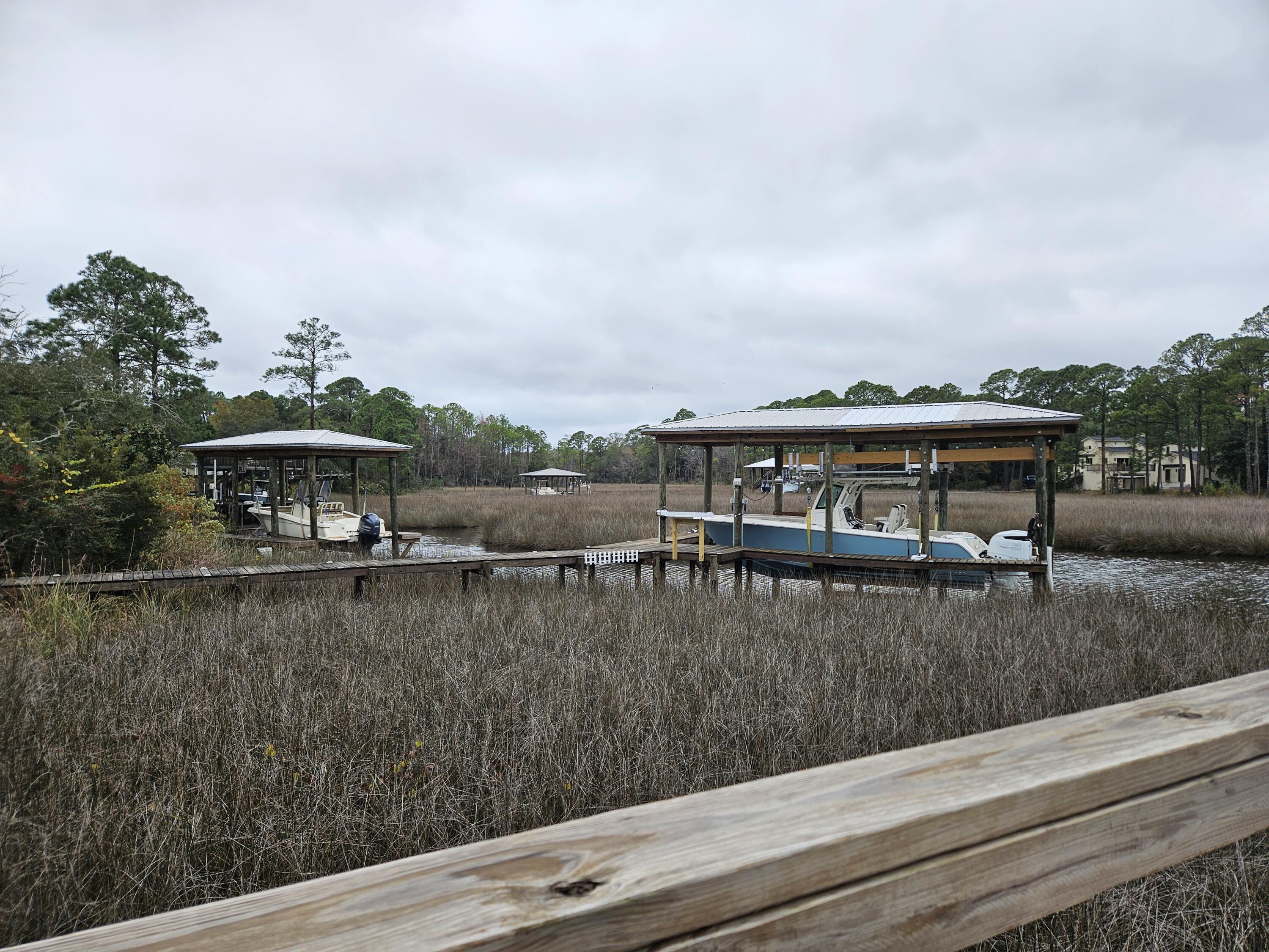 Daxton On The Bay - Residential