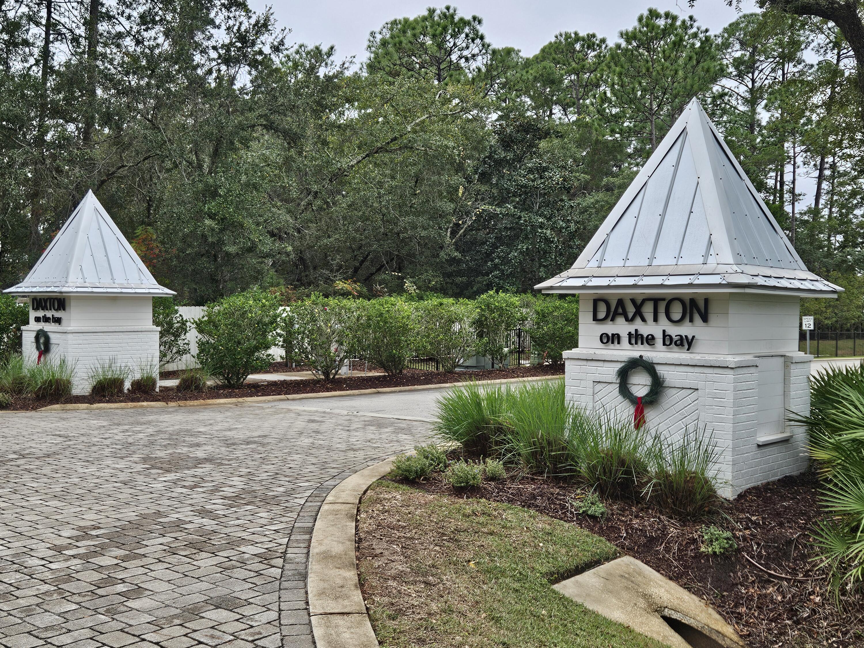 Daxton On The Bay - Residential