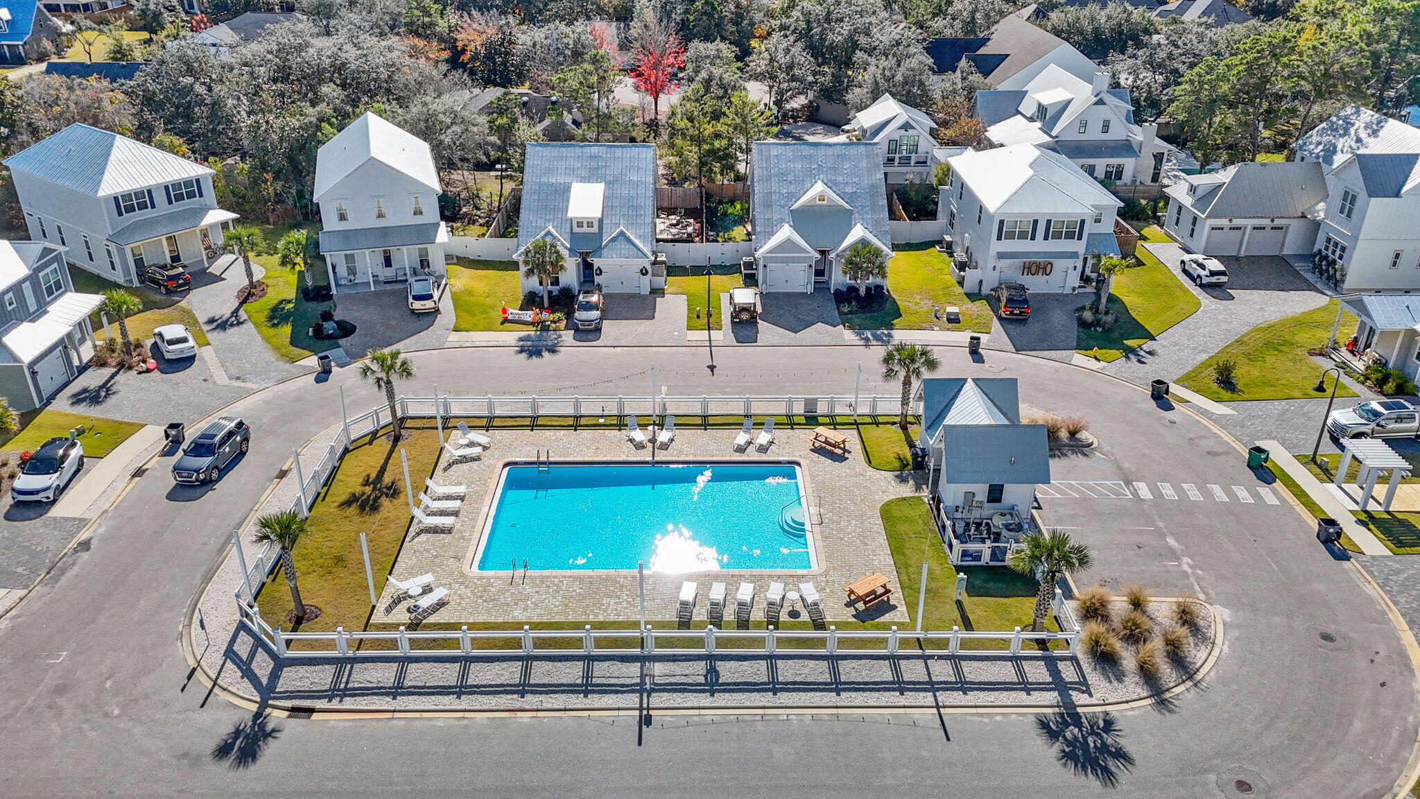 Daxton On The Bay - Residential