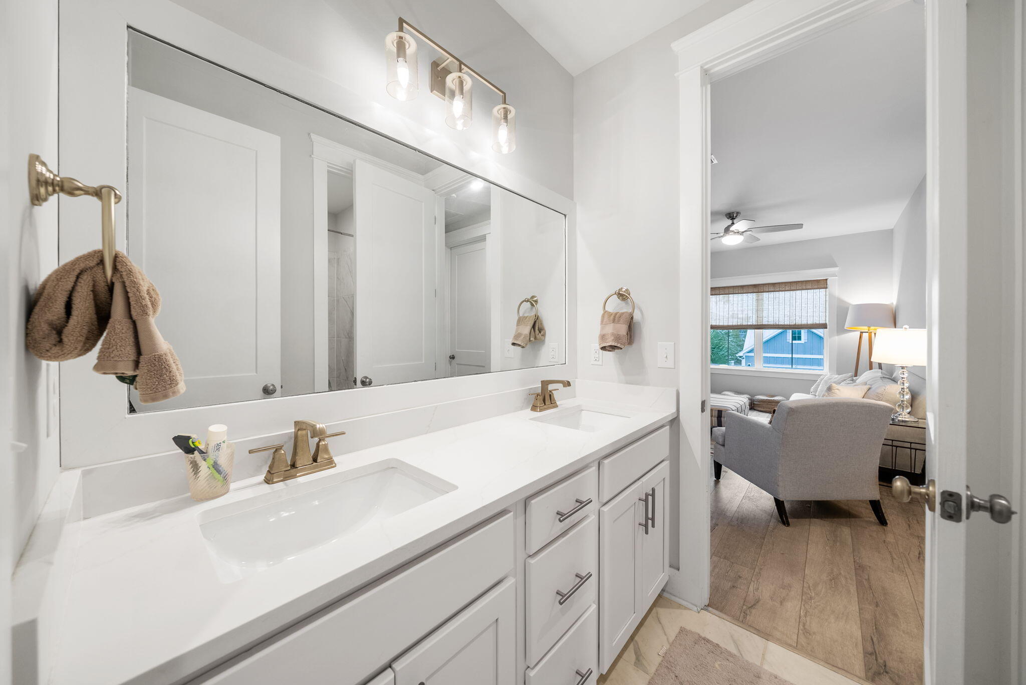 Daxton On The Bay - Residential