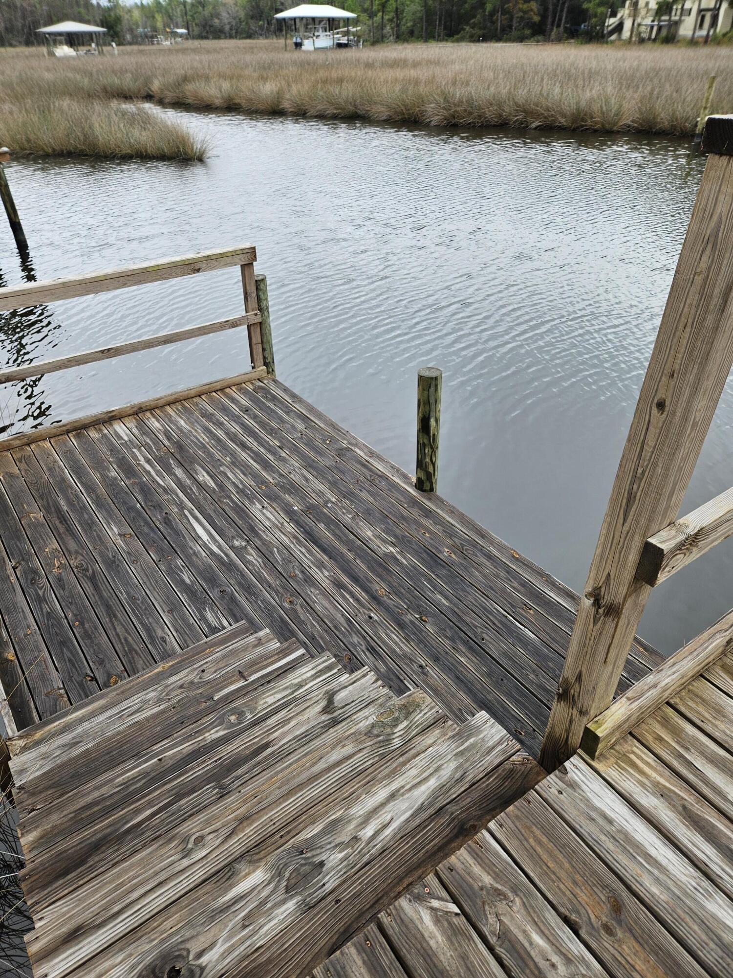 Daxton On The Bay - Residential