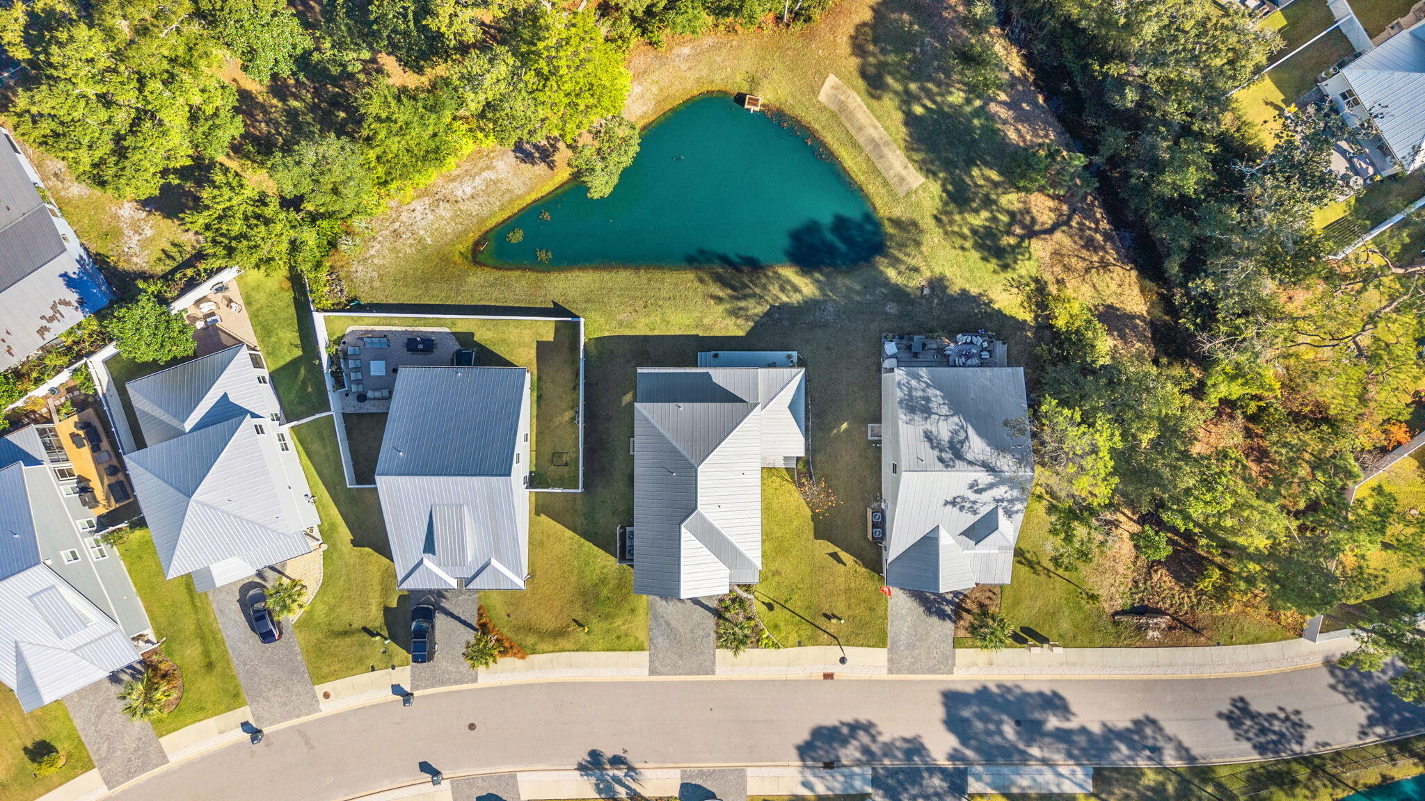 Daxton On The Bay - Residential