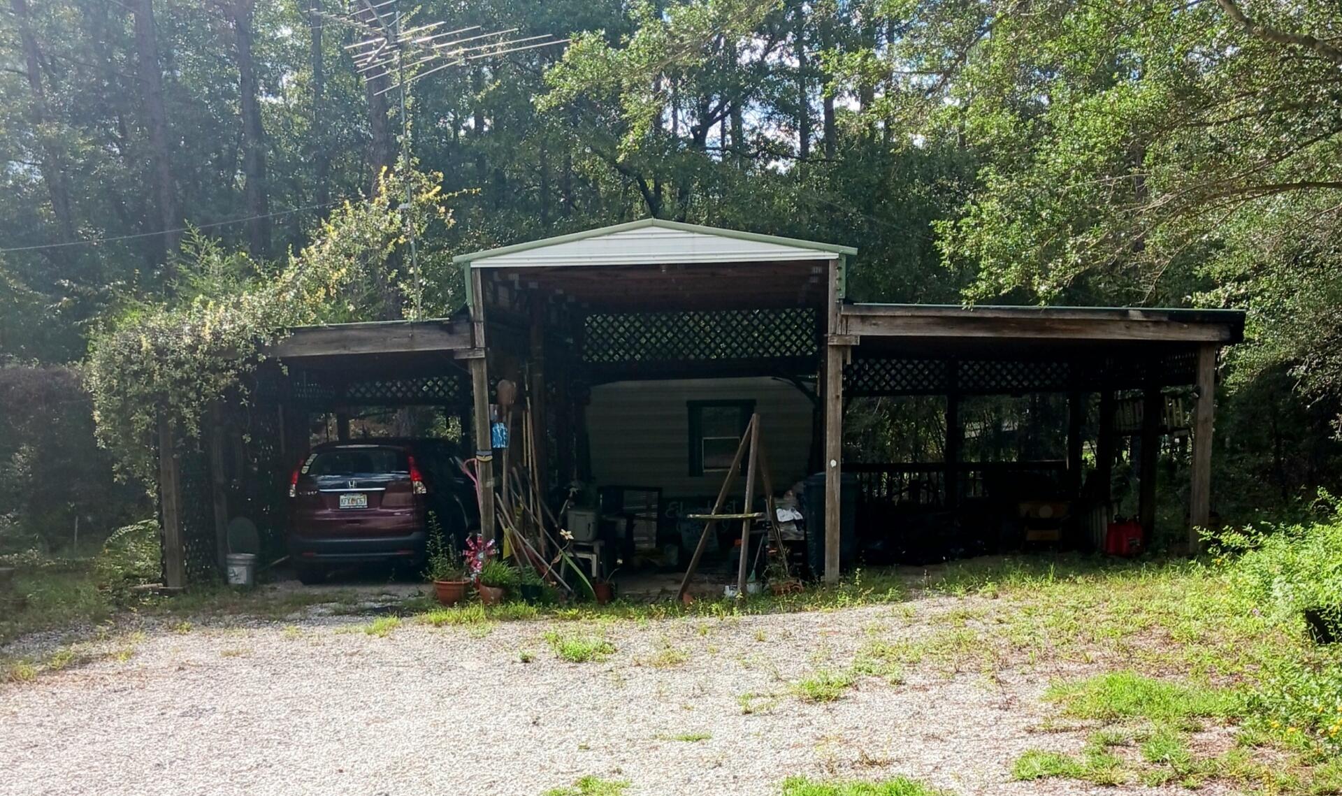 WHISPERING PINEWOODS UNREC - Residential