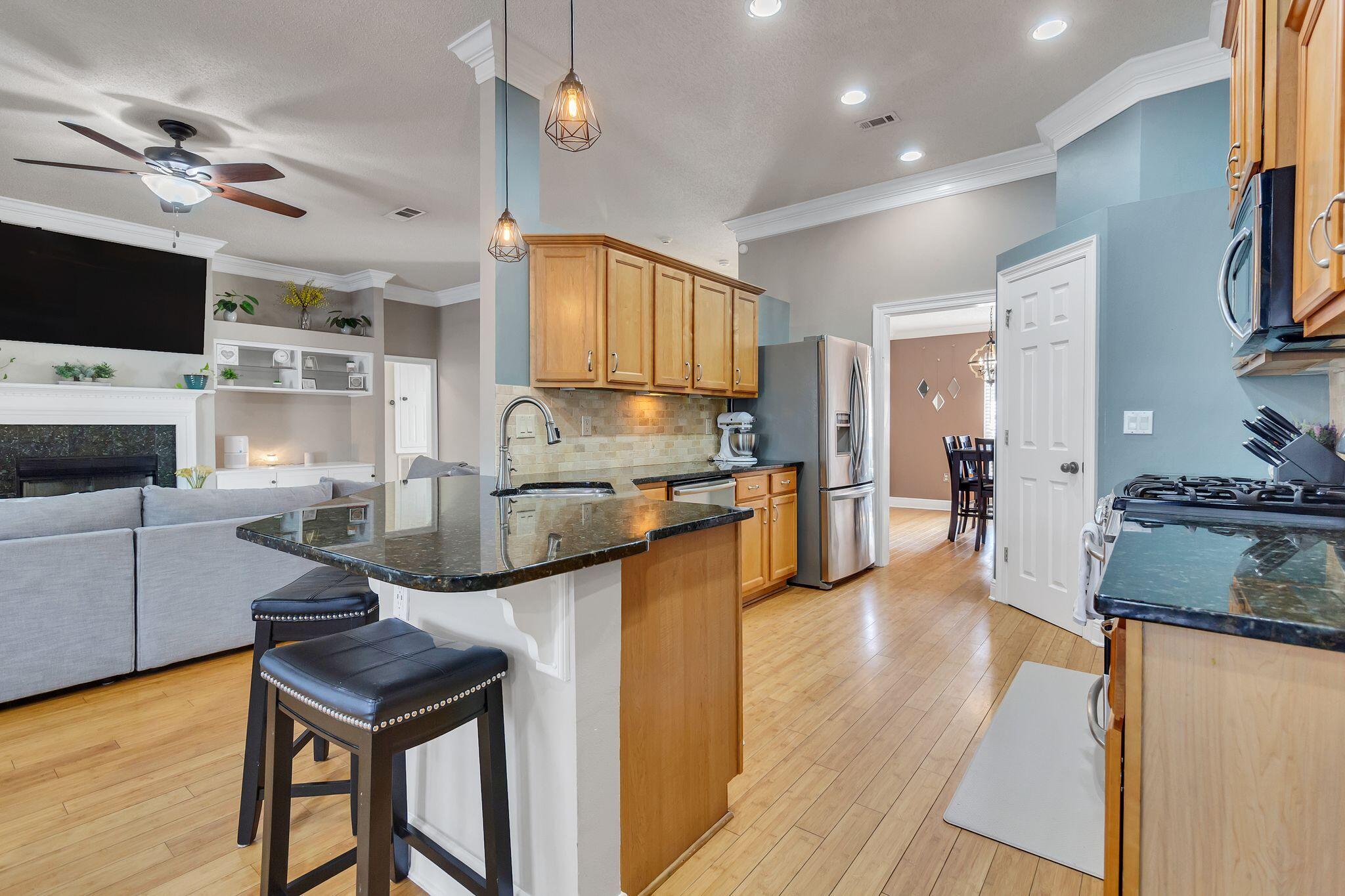 BROOKE ESTATES PH I - Residential Lease
