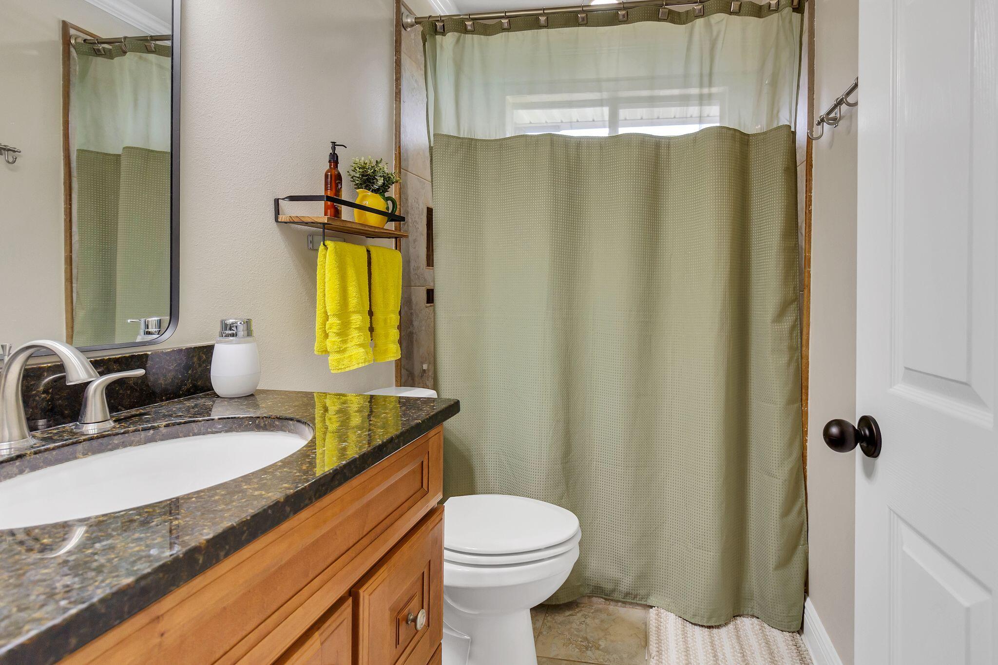 BROOKE ESTATES PH I - Residential Lease