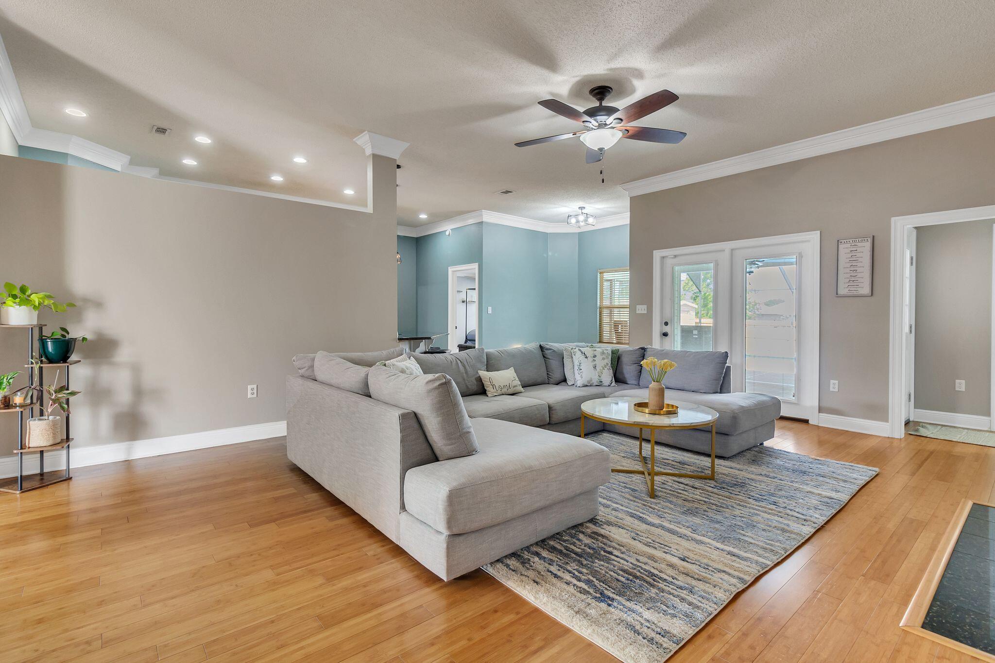 BROOKE ESTATES PH I - Residential Lease