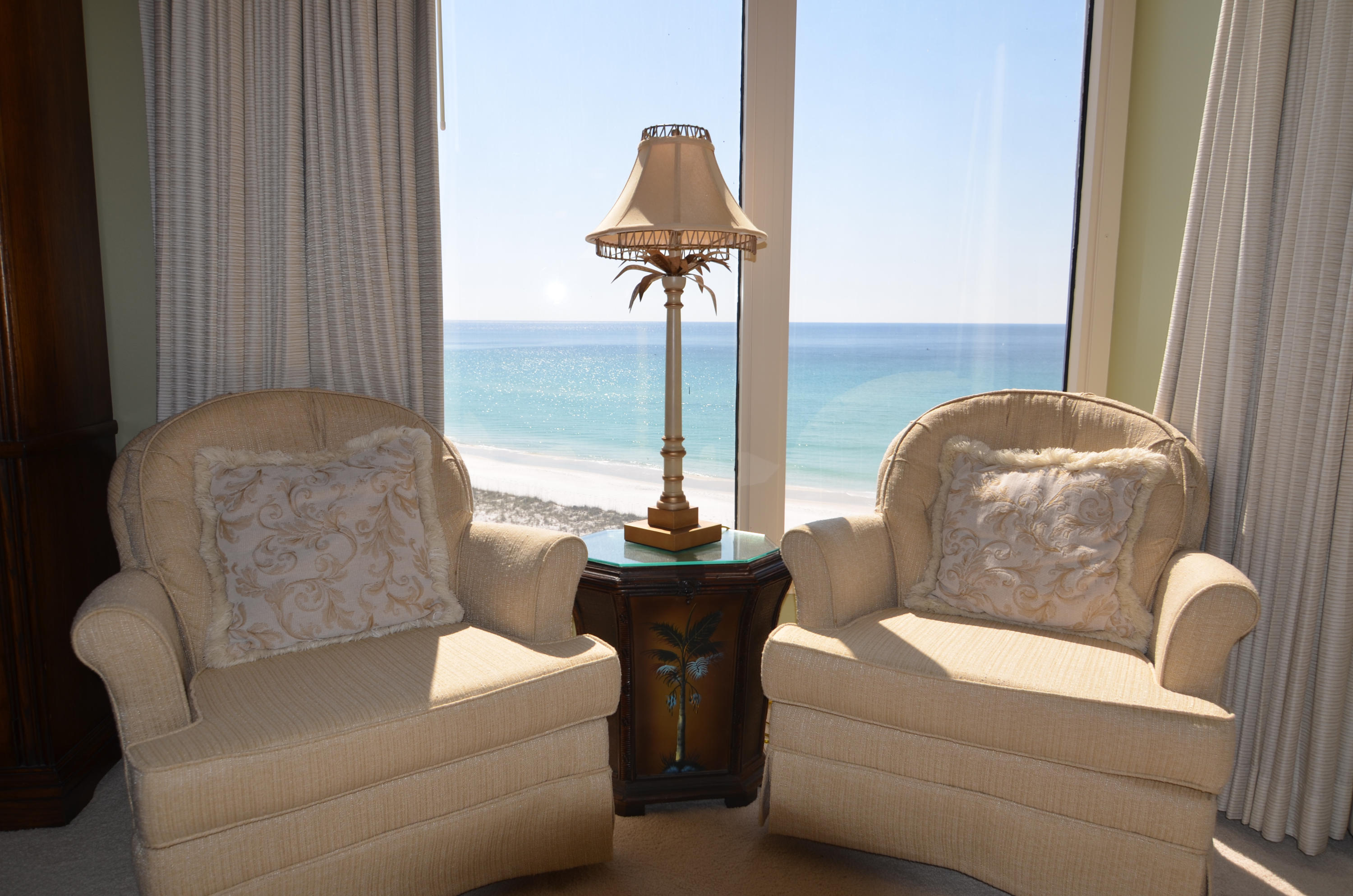 NAVARRE TOWERS CONDO - Residential