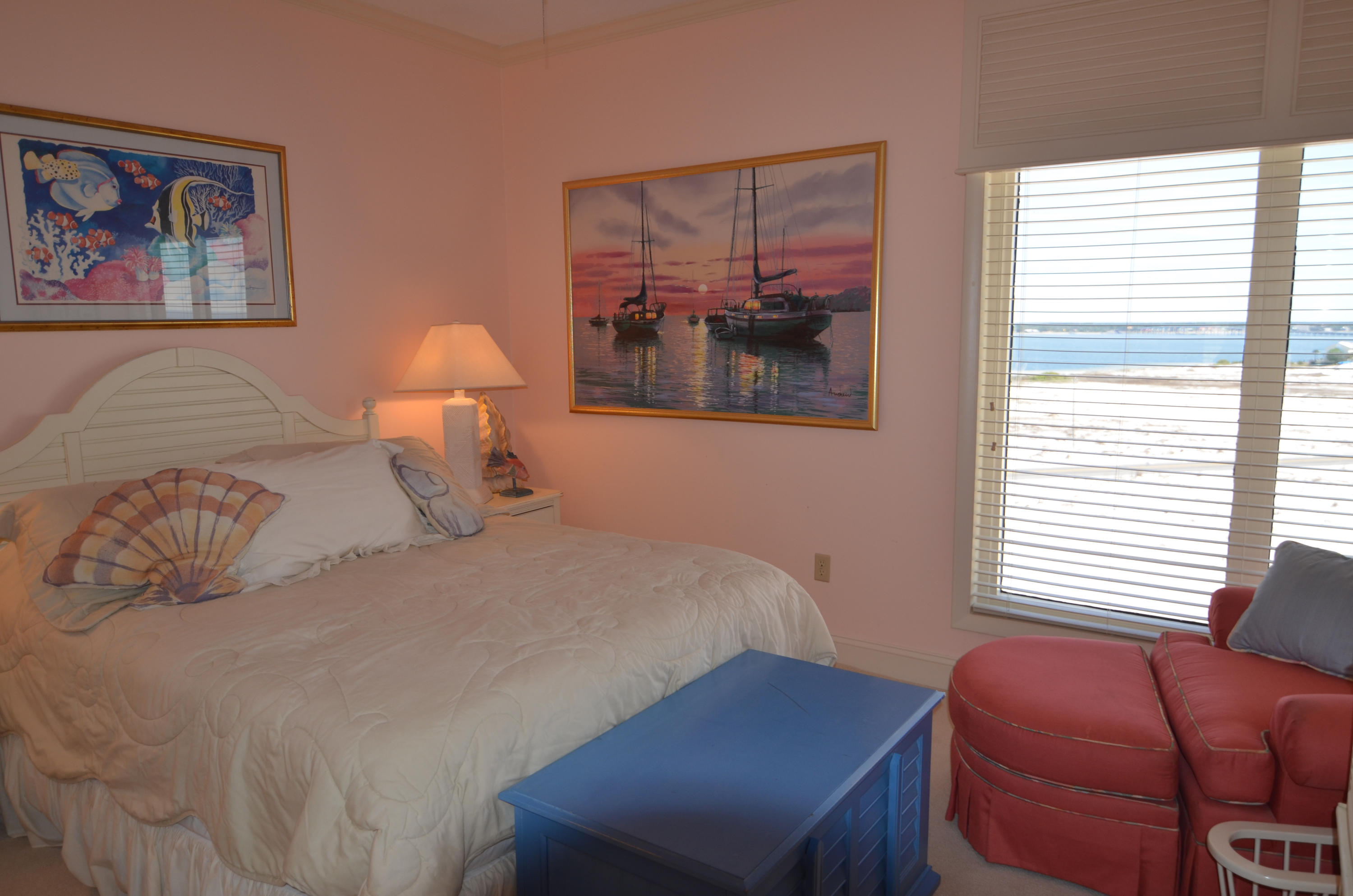 NAVARRE TOWERS CONDO - Residential