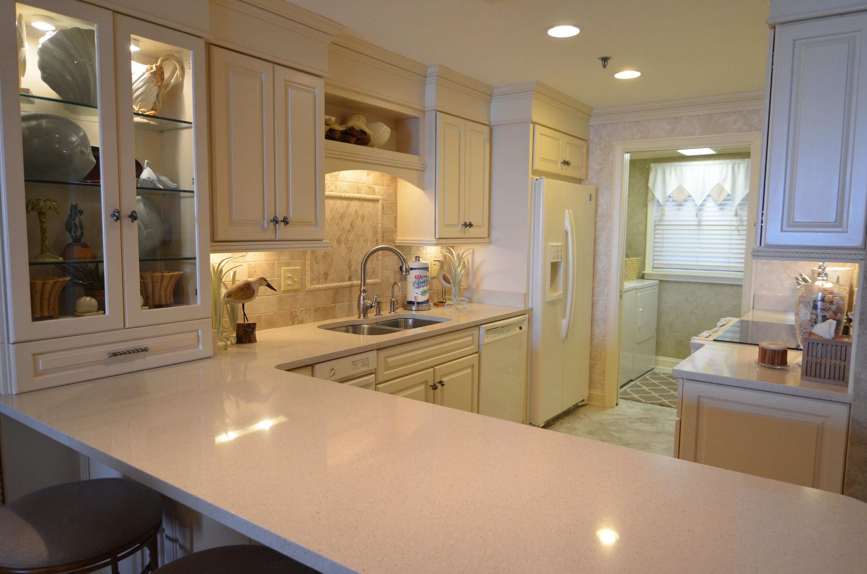 NAVARRE TOWERS CONDO - Residential