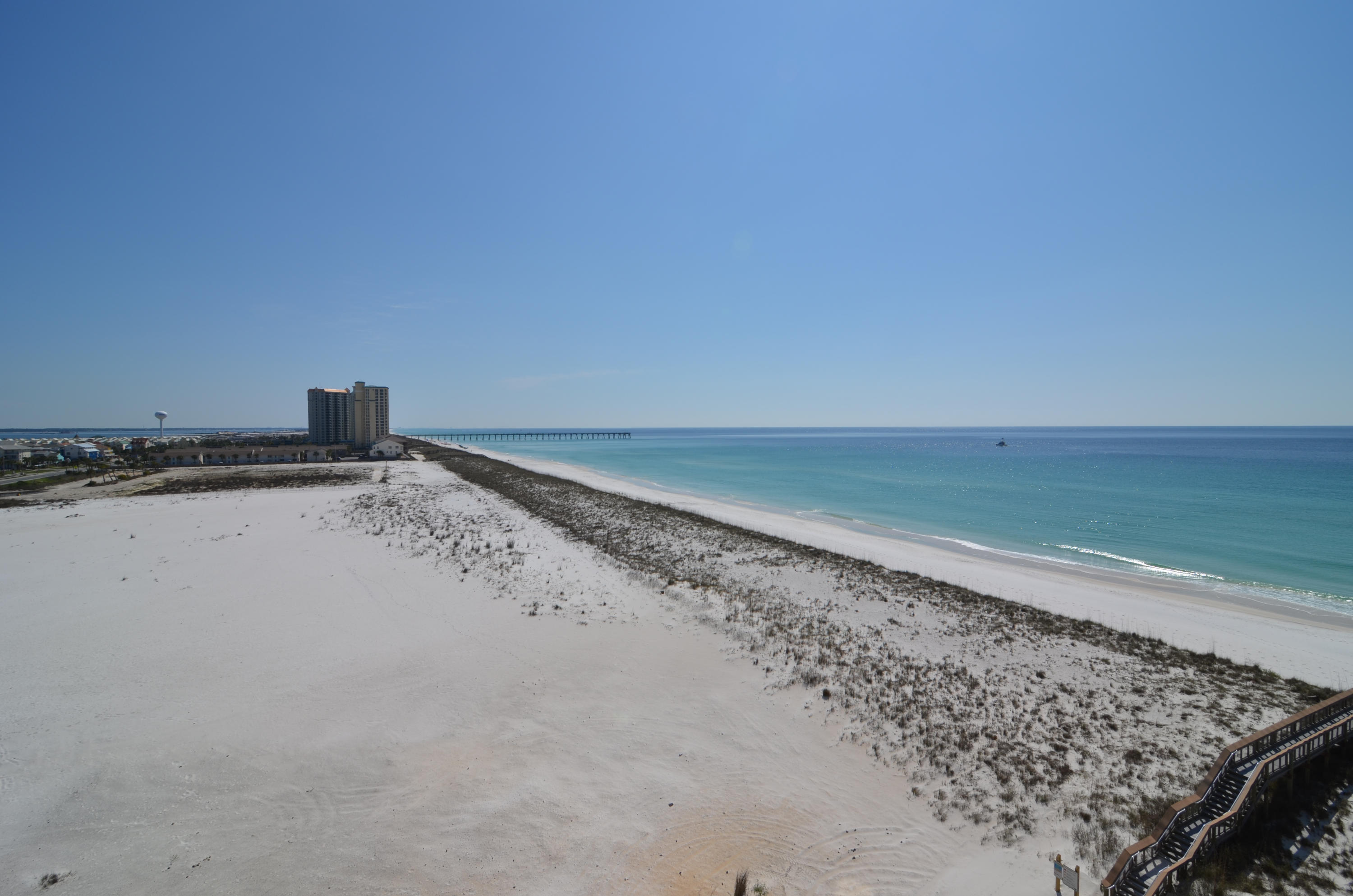 NAVARRE TOWERS CONDO - Residential