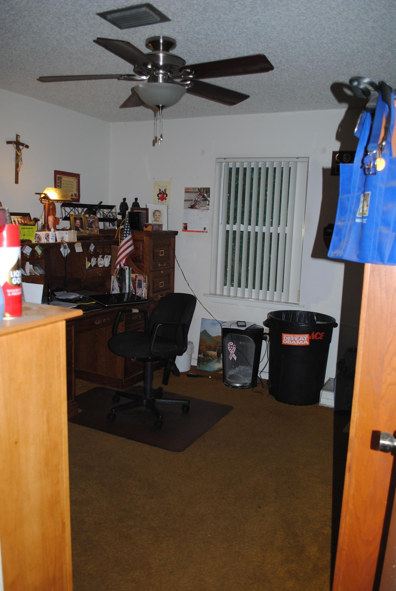 PINEWOOD ESTATES - Residential