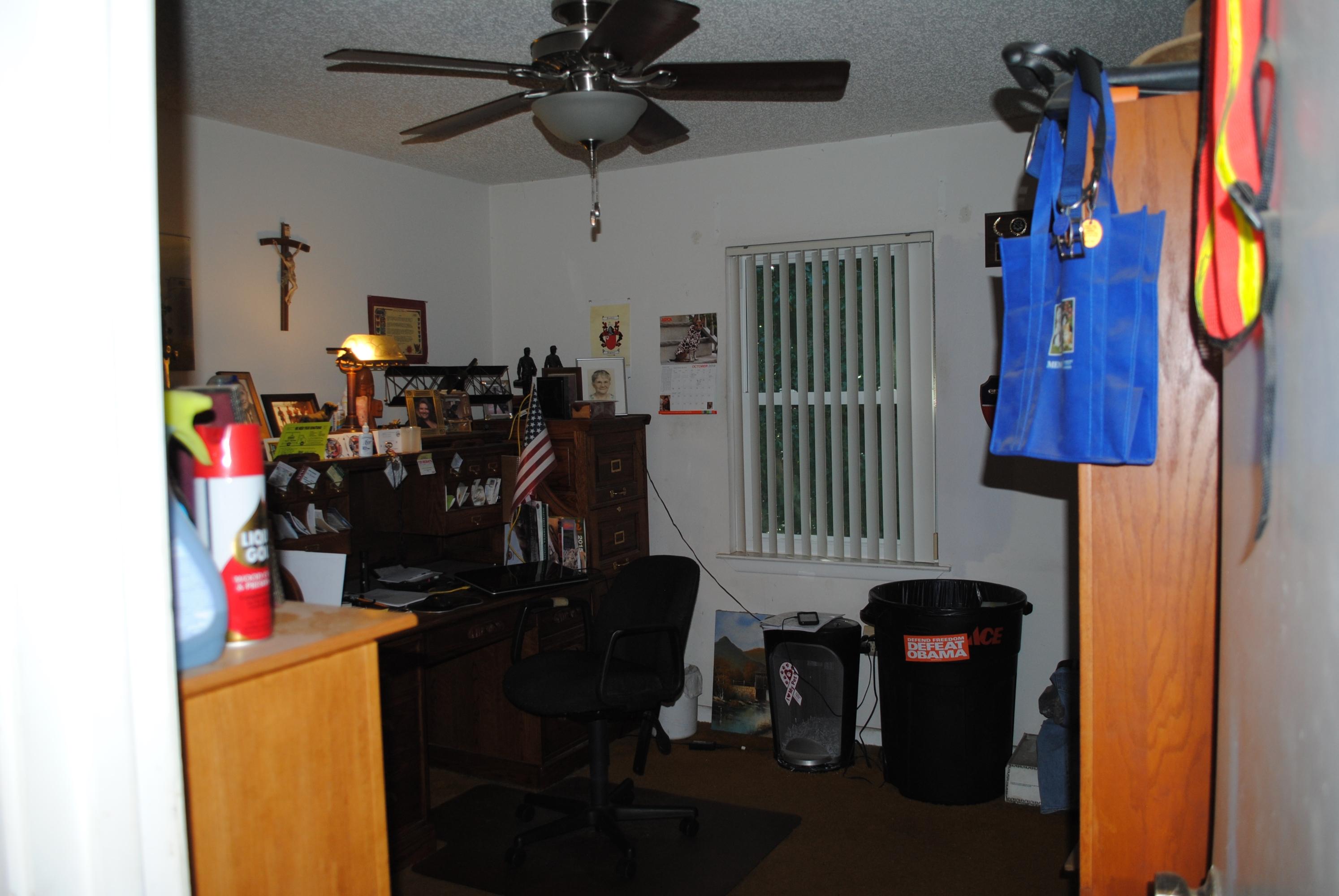 PINEWOOD ESTATES - Residential