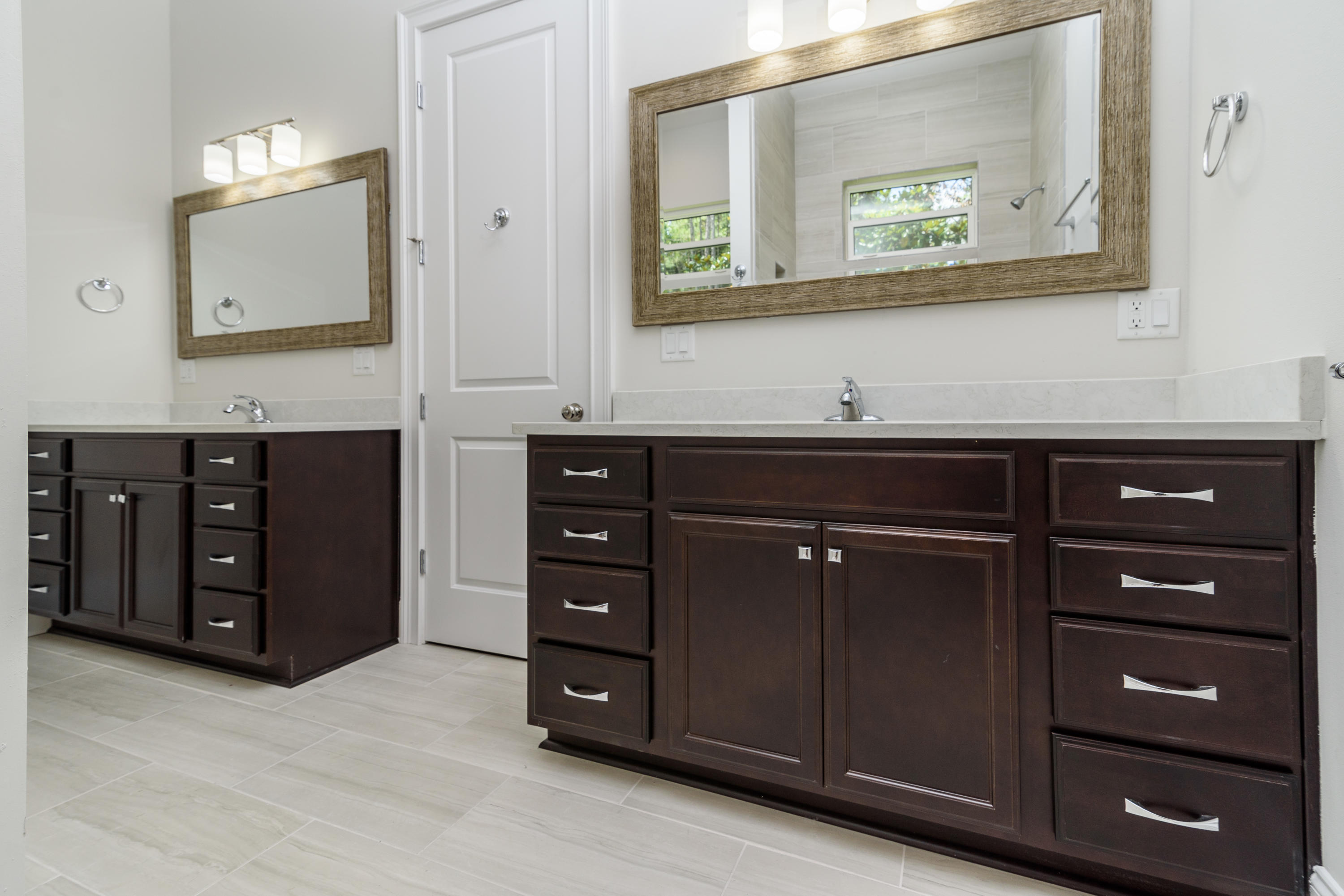 MAGNOLIA BEACH - Residential