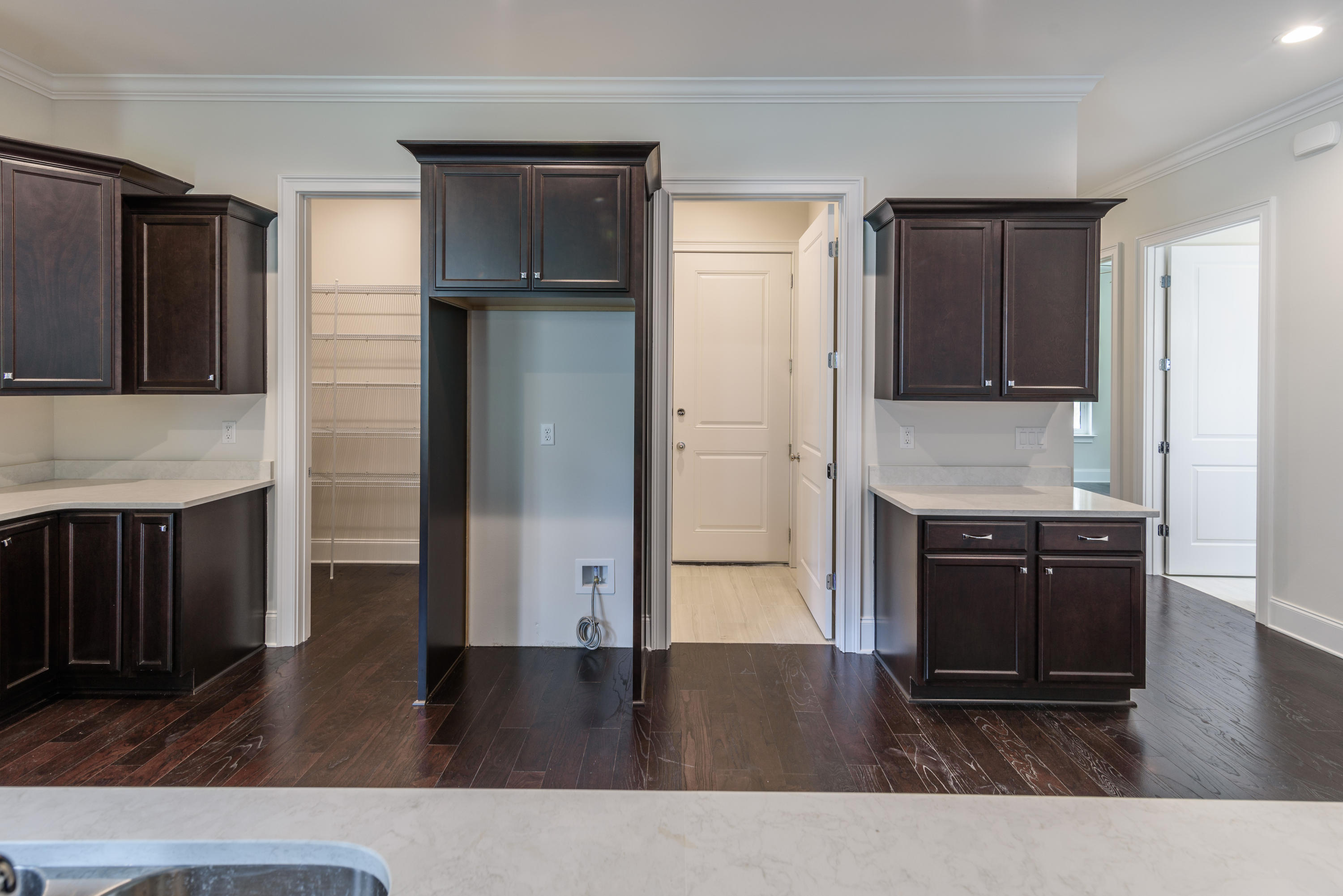 MAGNOLIA BEACH - Residential