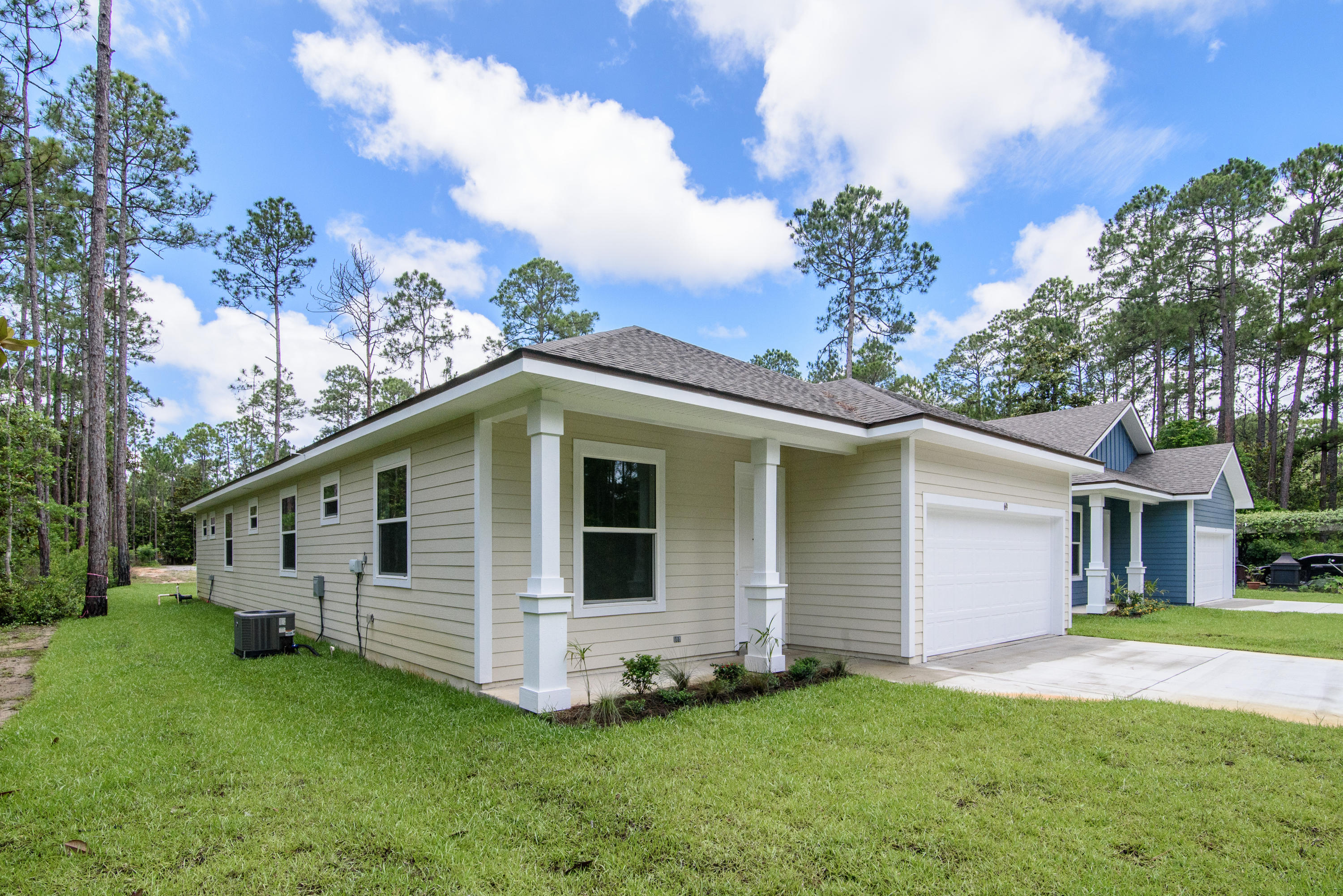 MAGNOLIA BEACH - Residential