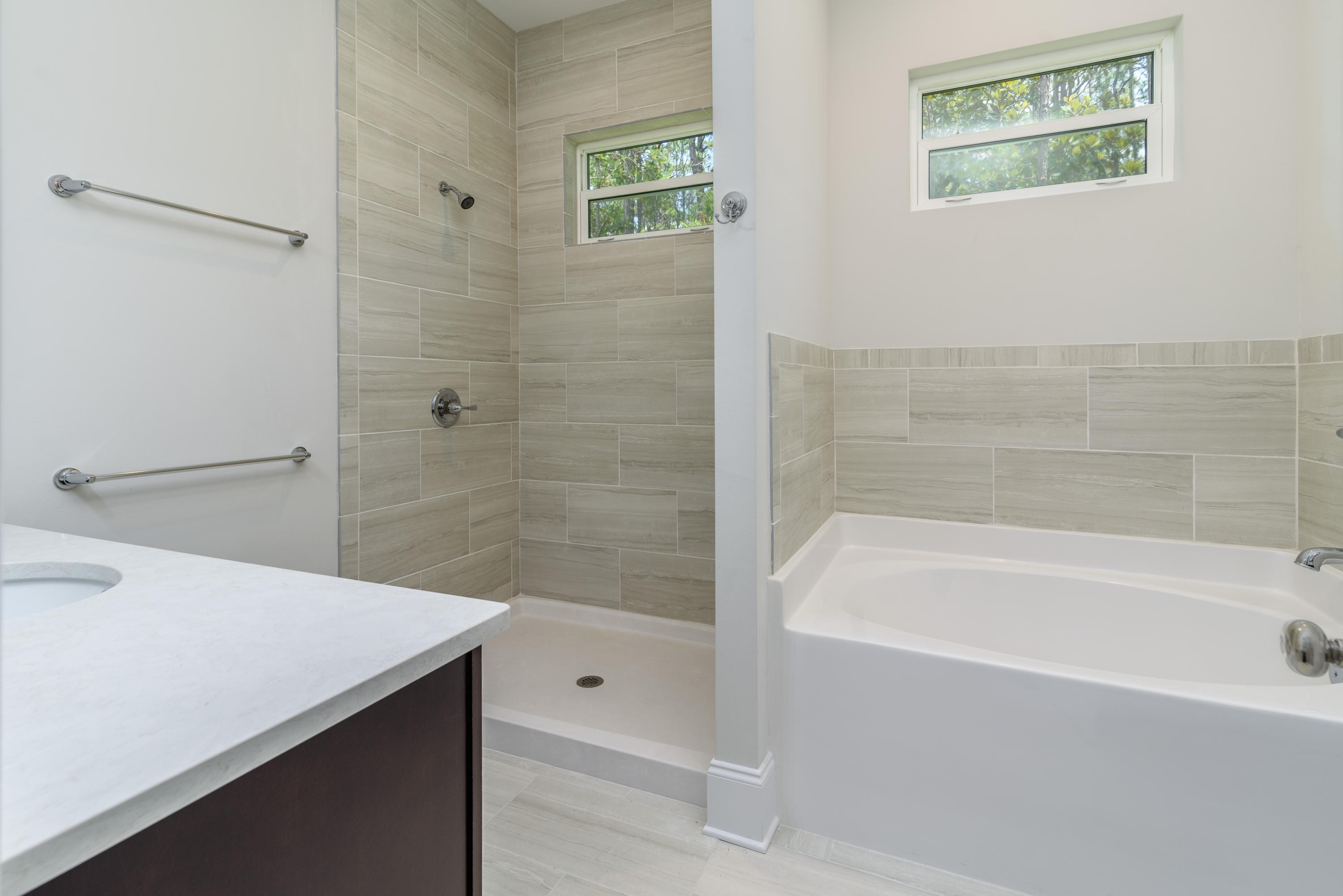 MAGNOLIA BEACH - Residential