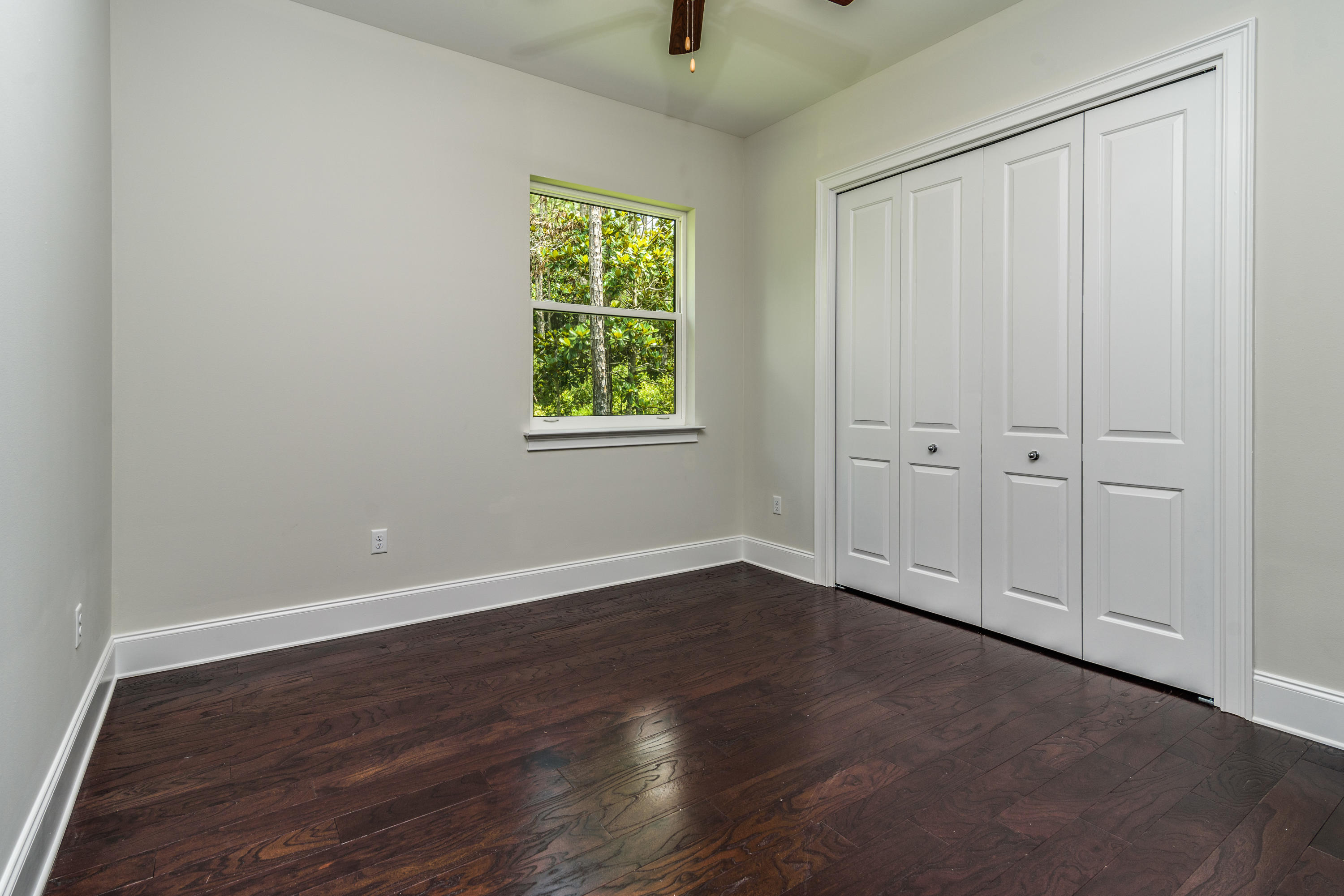 MAGNOLIA BEACH - Residential