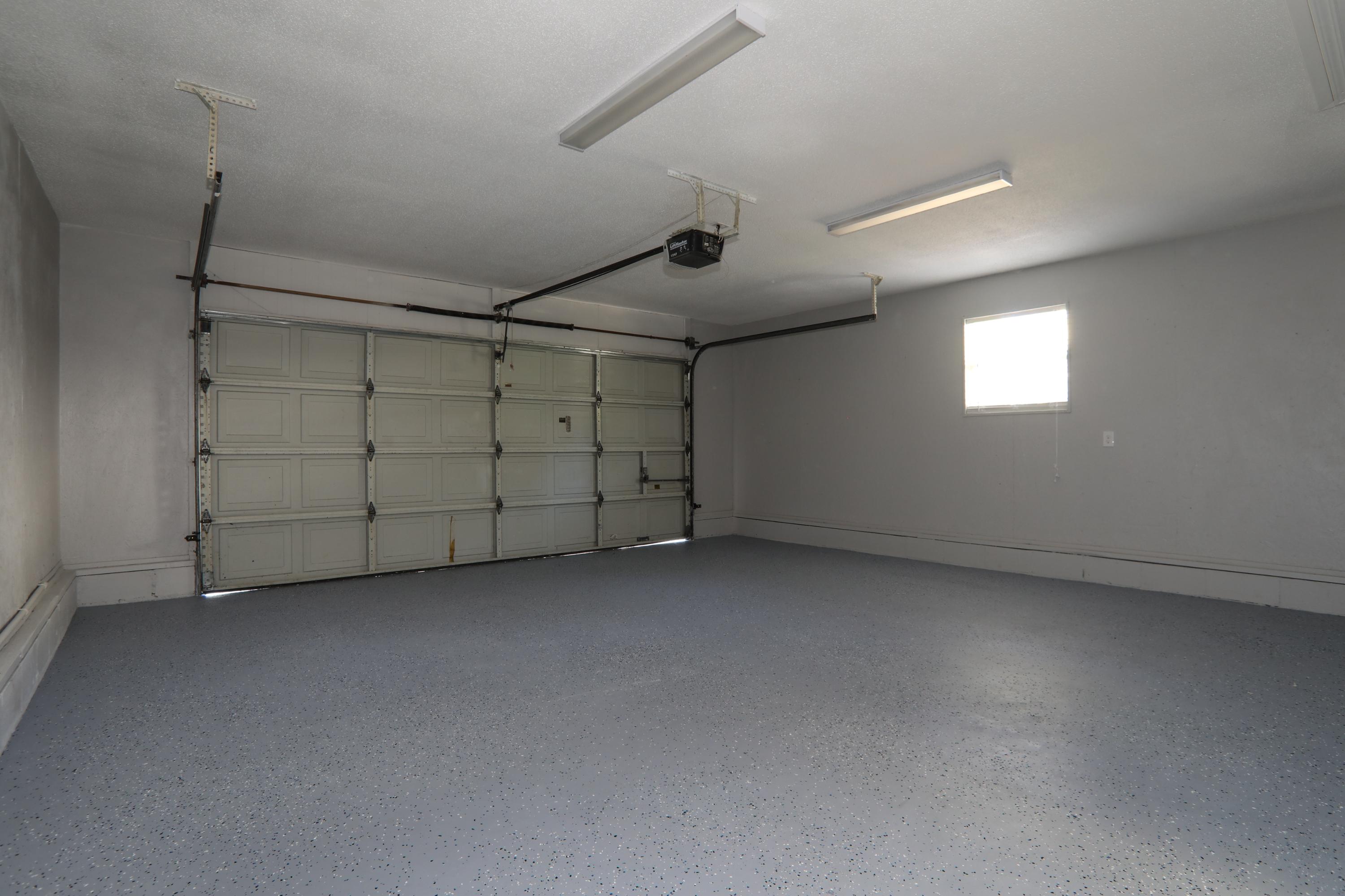 HOLIDAY SHORES ESTATES - Residential