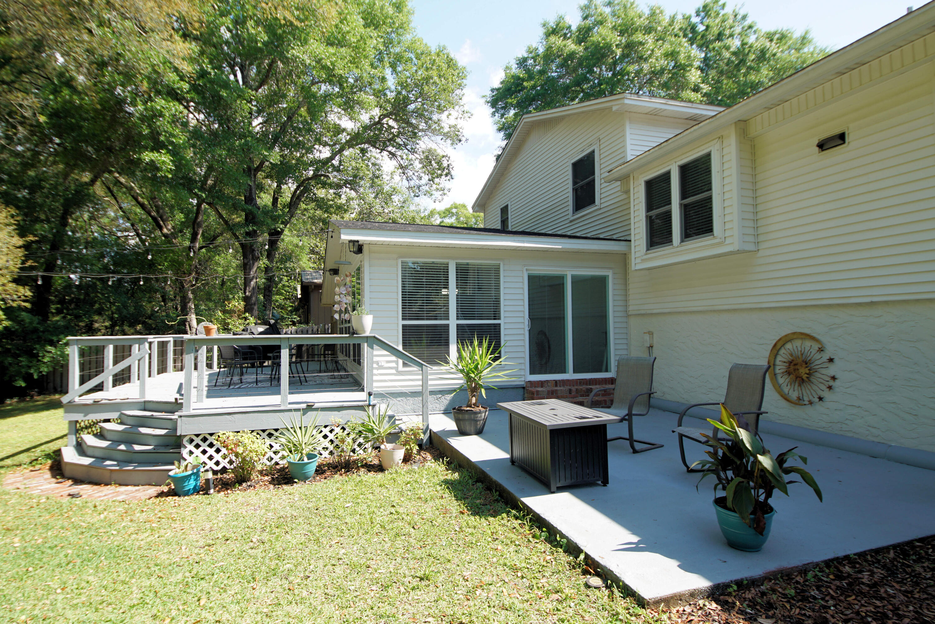 EDGEWATER VILLAGE NORTH - Residential