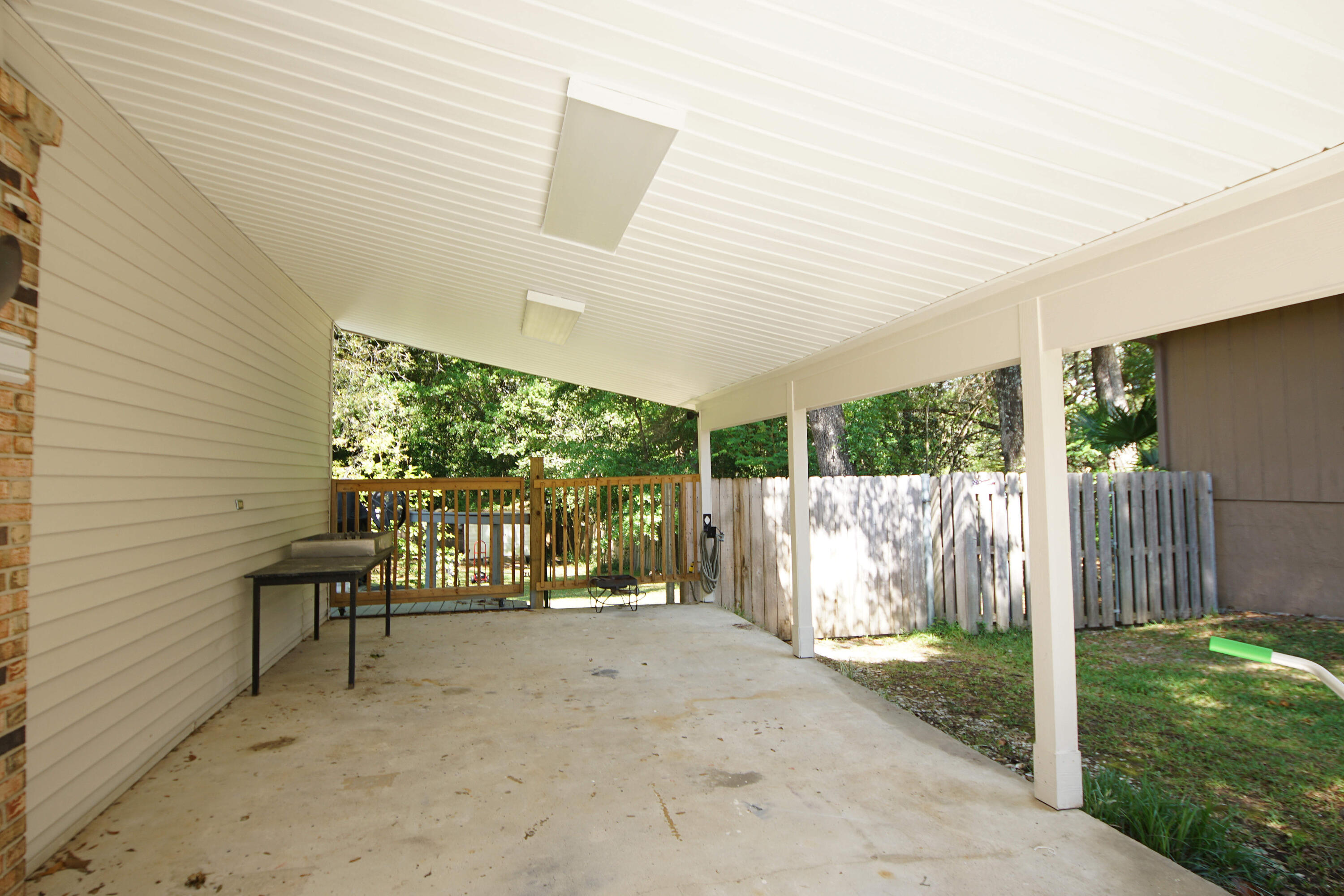 EDGEWATER VILLAGE NORTH - Residential