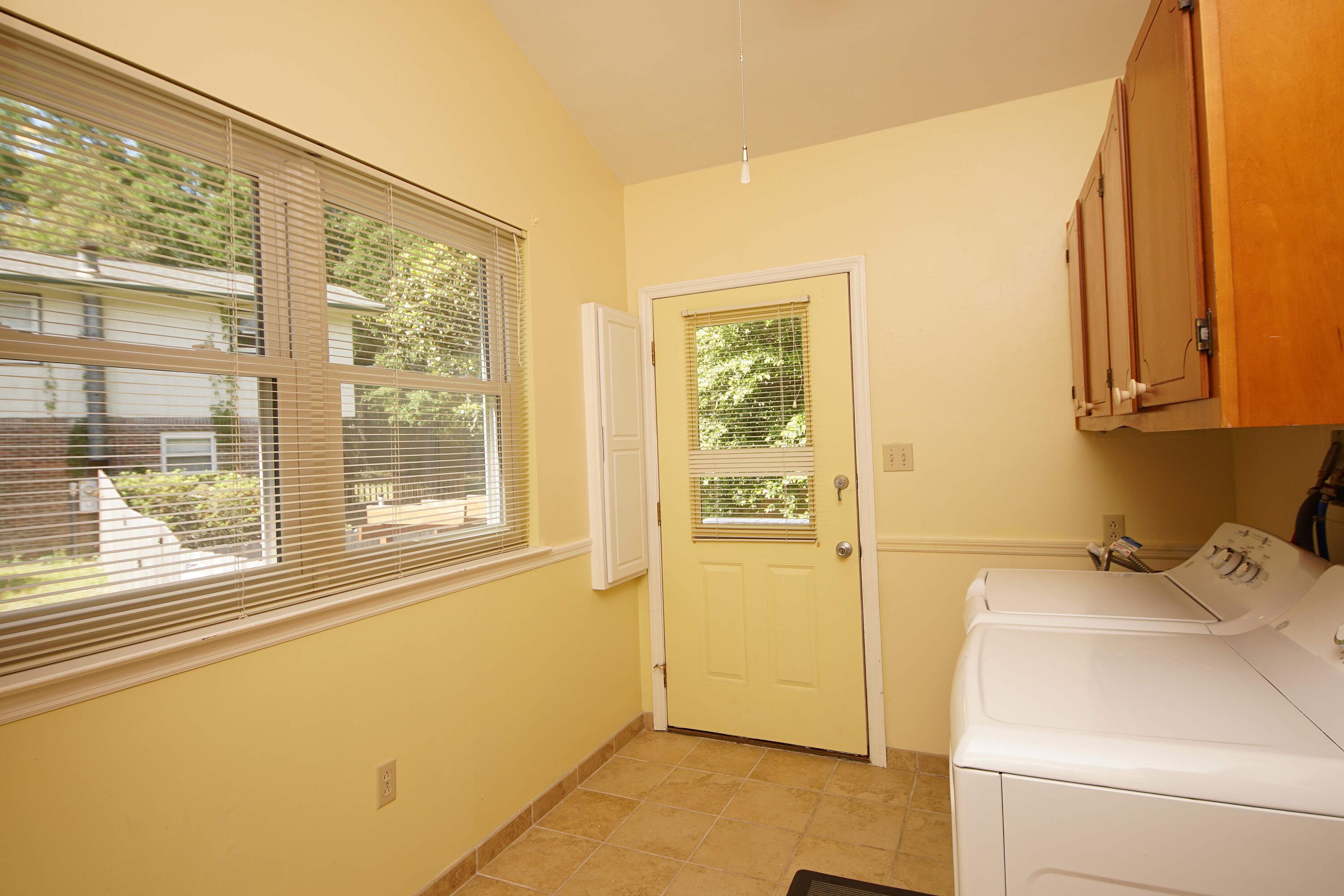 EDGEWATER VILLAGE NORTH - Residential