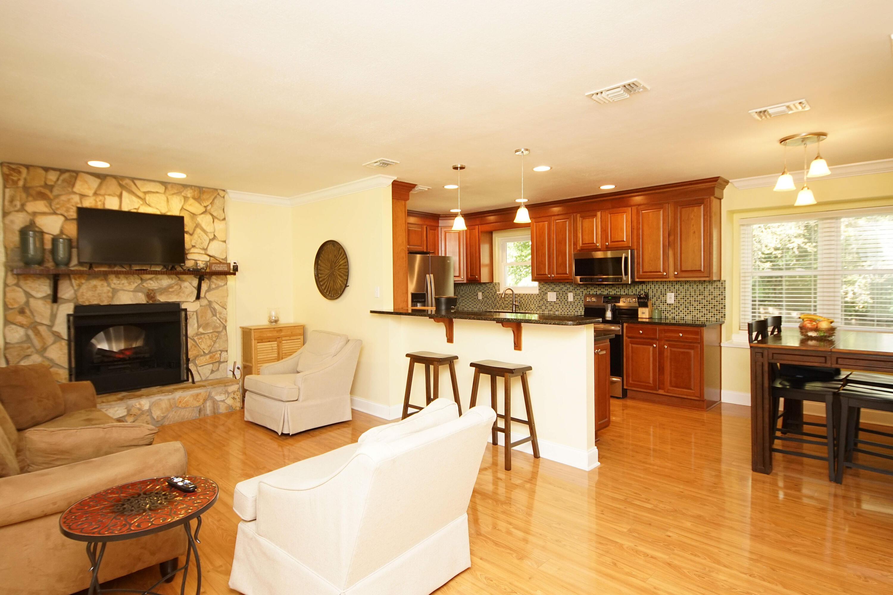 EDGEWATER VILLAGE NORTH - Residential