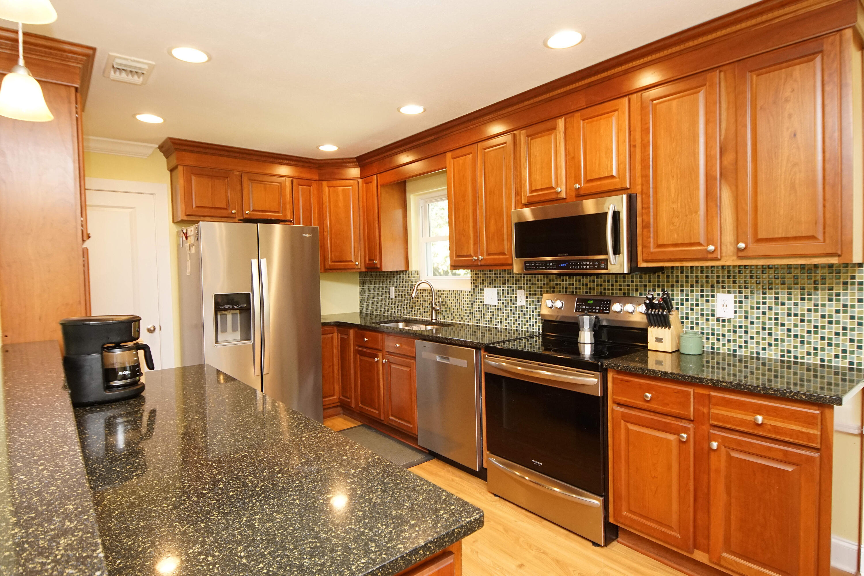 EDGEWATER VILLAGE NORTH - Residential