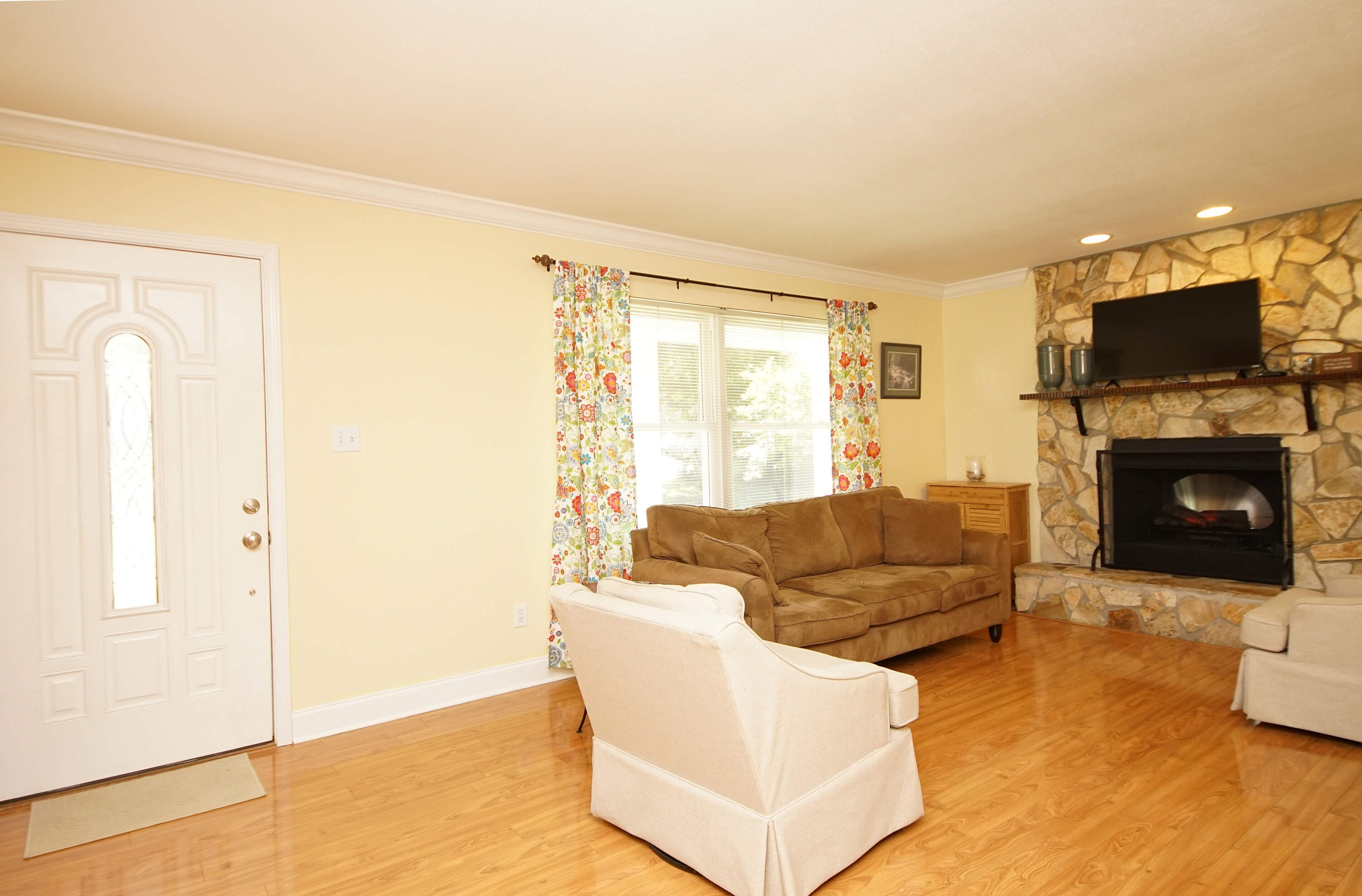 EDGEWATER VILLAGE NORTH - Residential