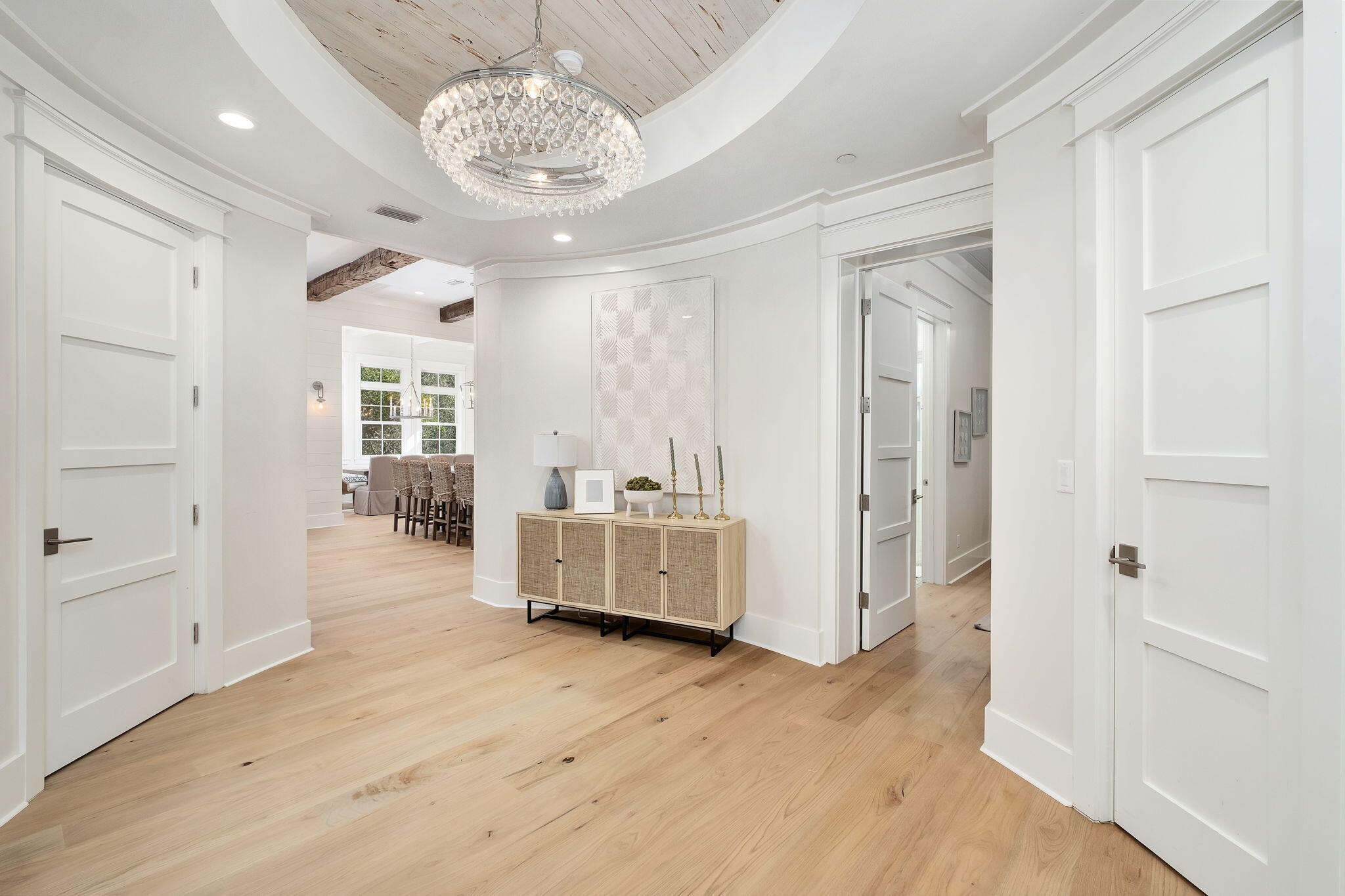 RETREAT THE - Residential