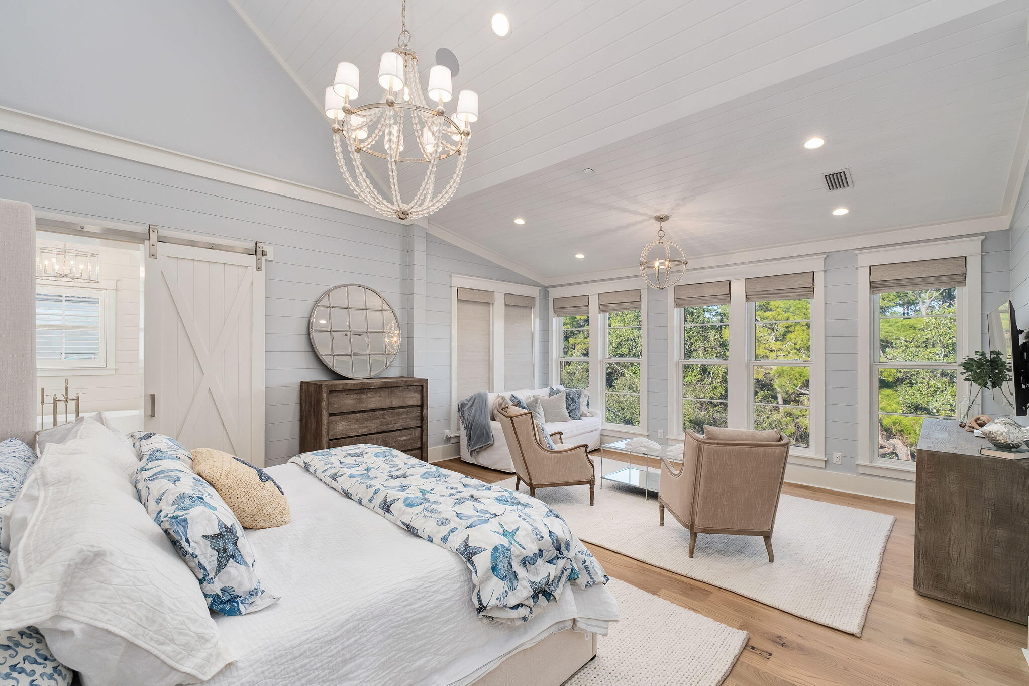 RETREAT THE - Residential