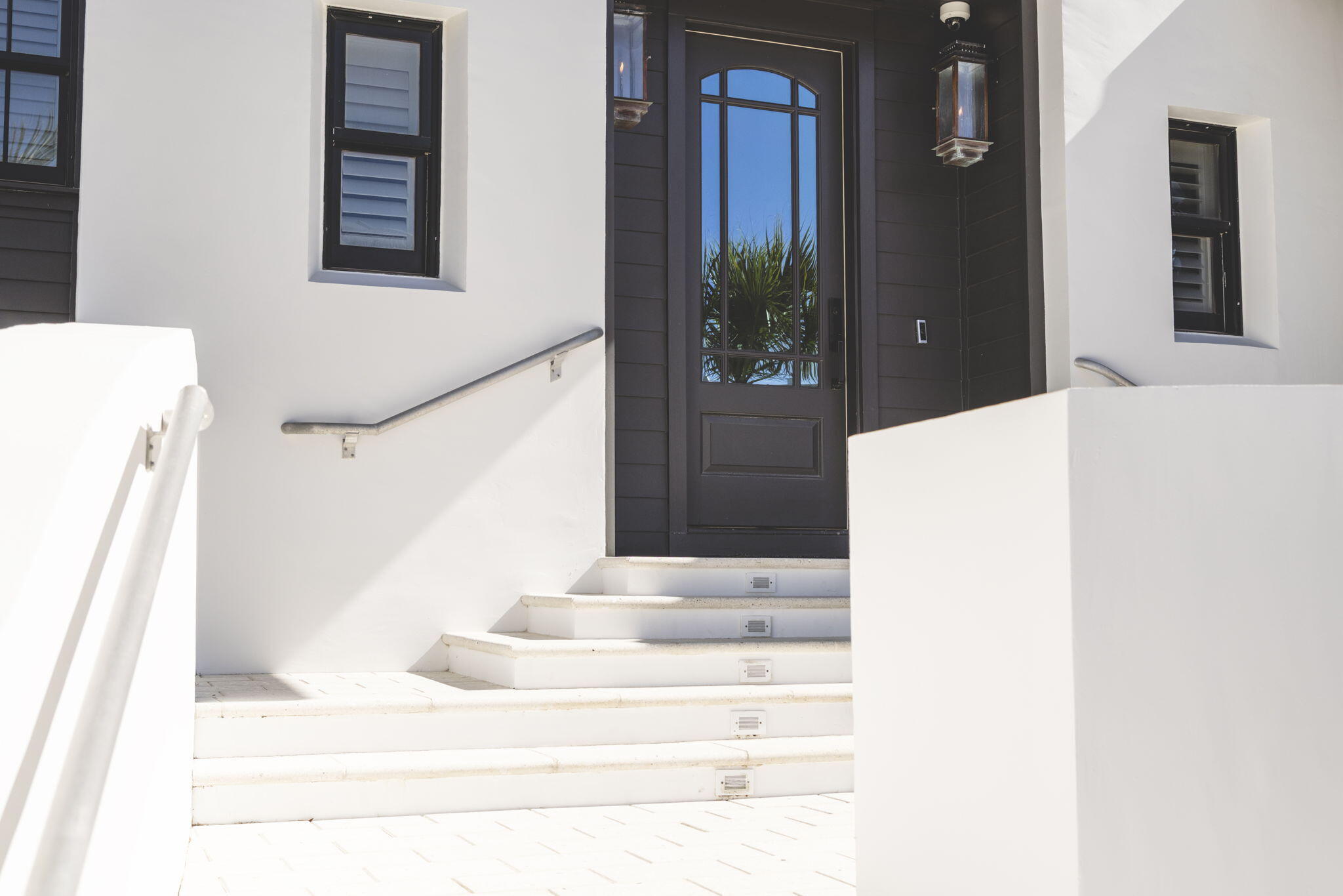 RETREAT THE - Residential