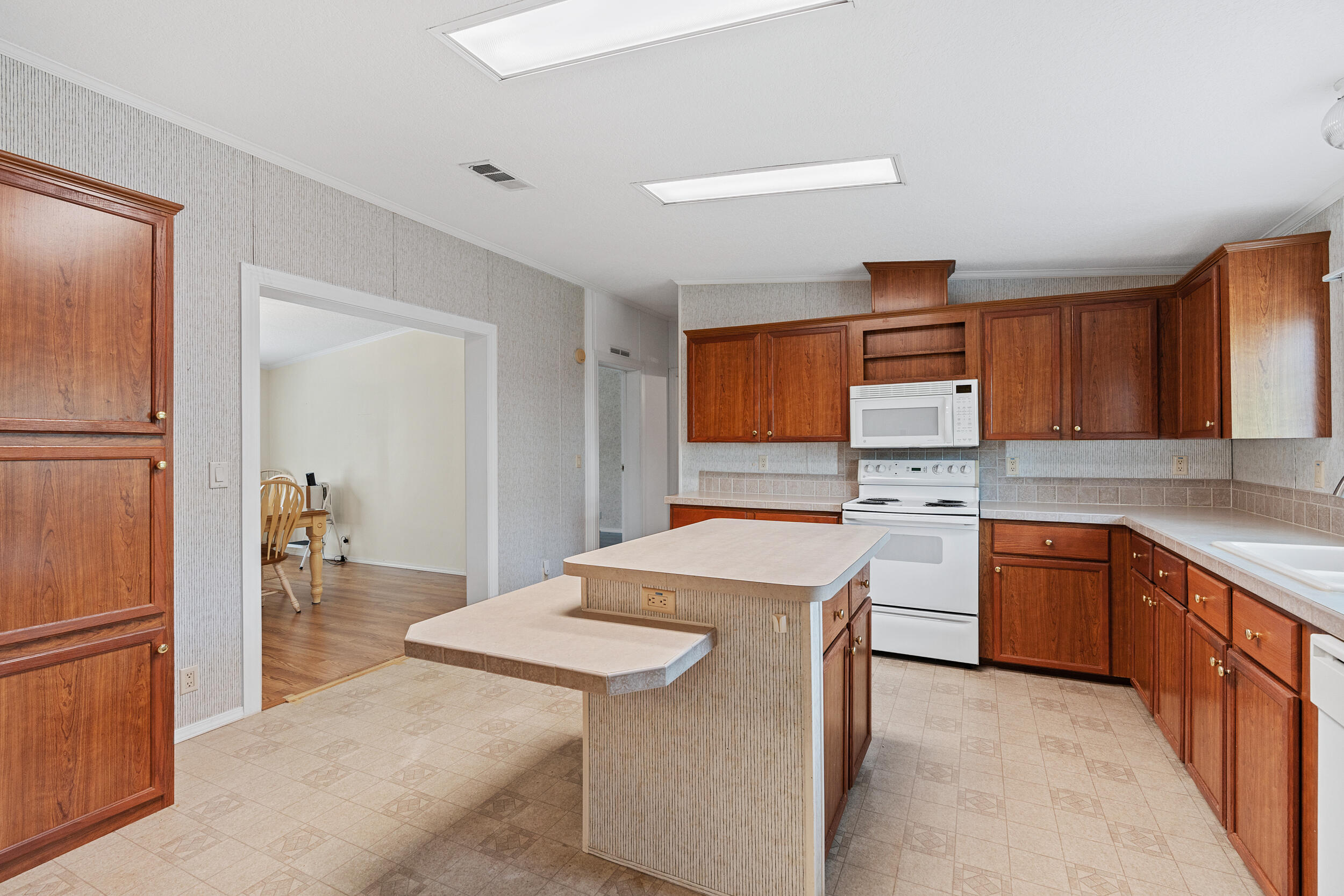 Country Club Estates, An Unrecorded Subdivision - Residential