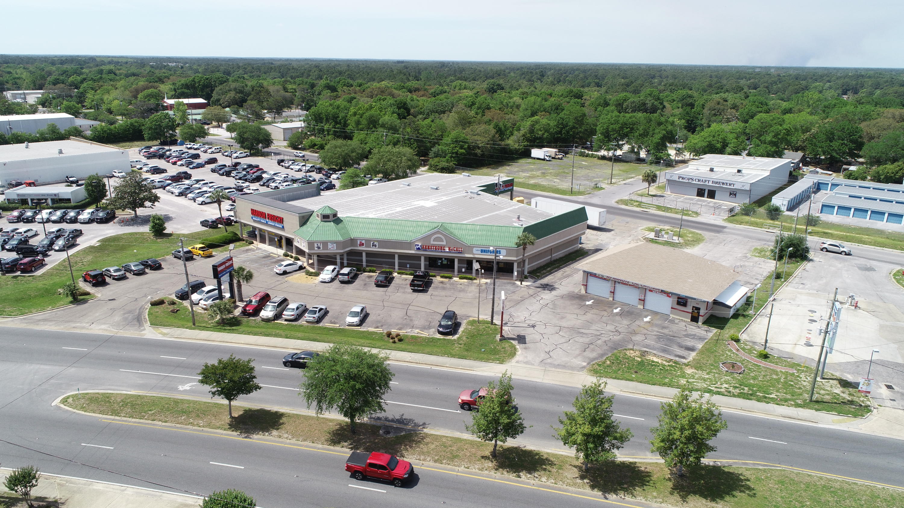 19,708 SF Retail plaza with Harbor Freight as an established long term tenant. Located on Mary Esther Blvd in a highly visible location near the Santa Rosa Mall. Adjacent Quick Lube also available.