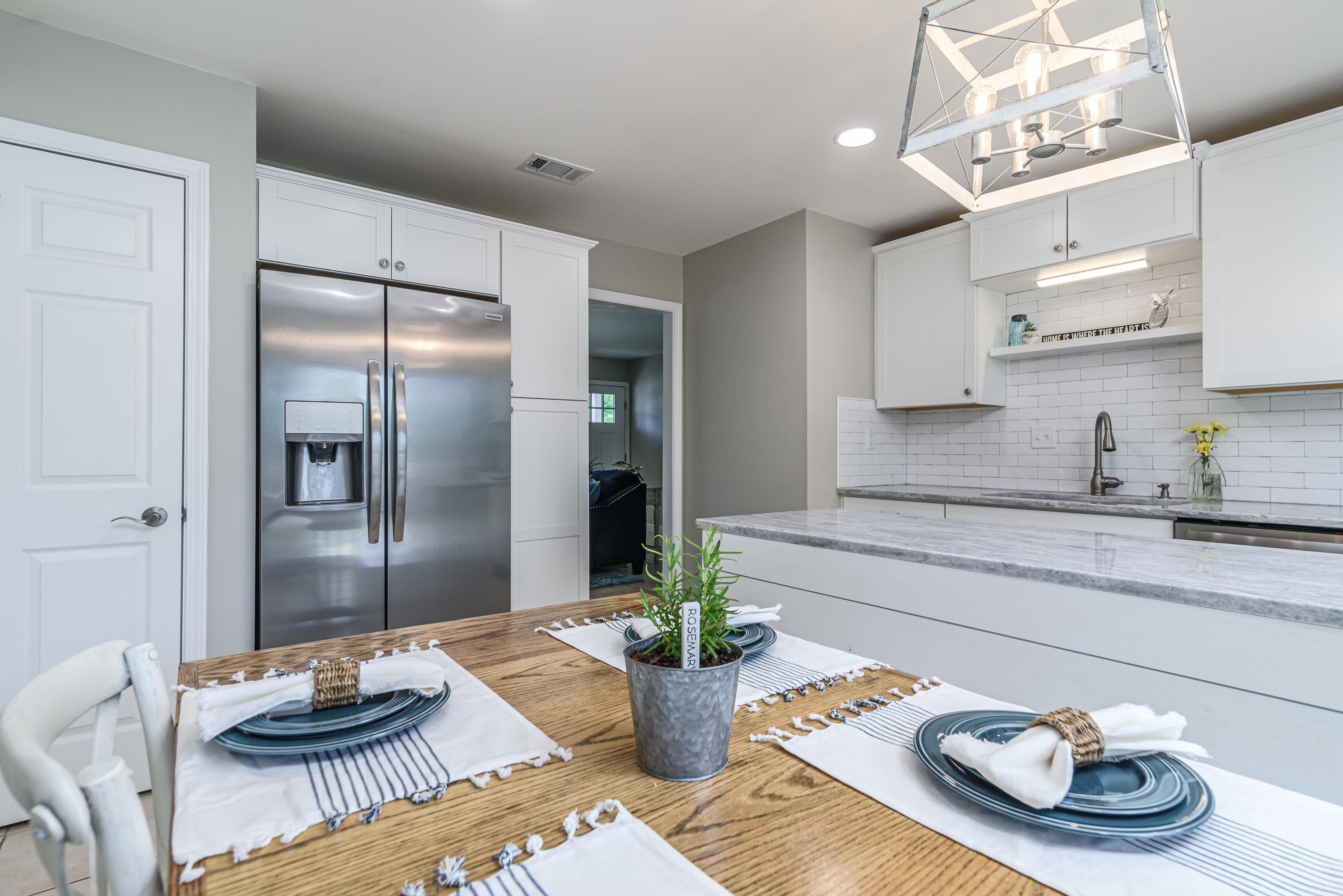 SHOAL TERRACE - Residential