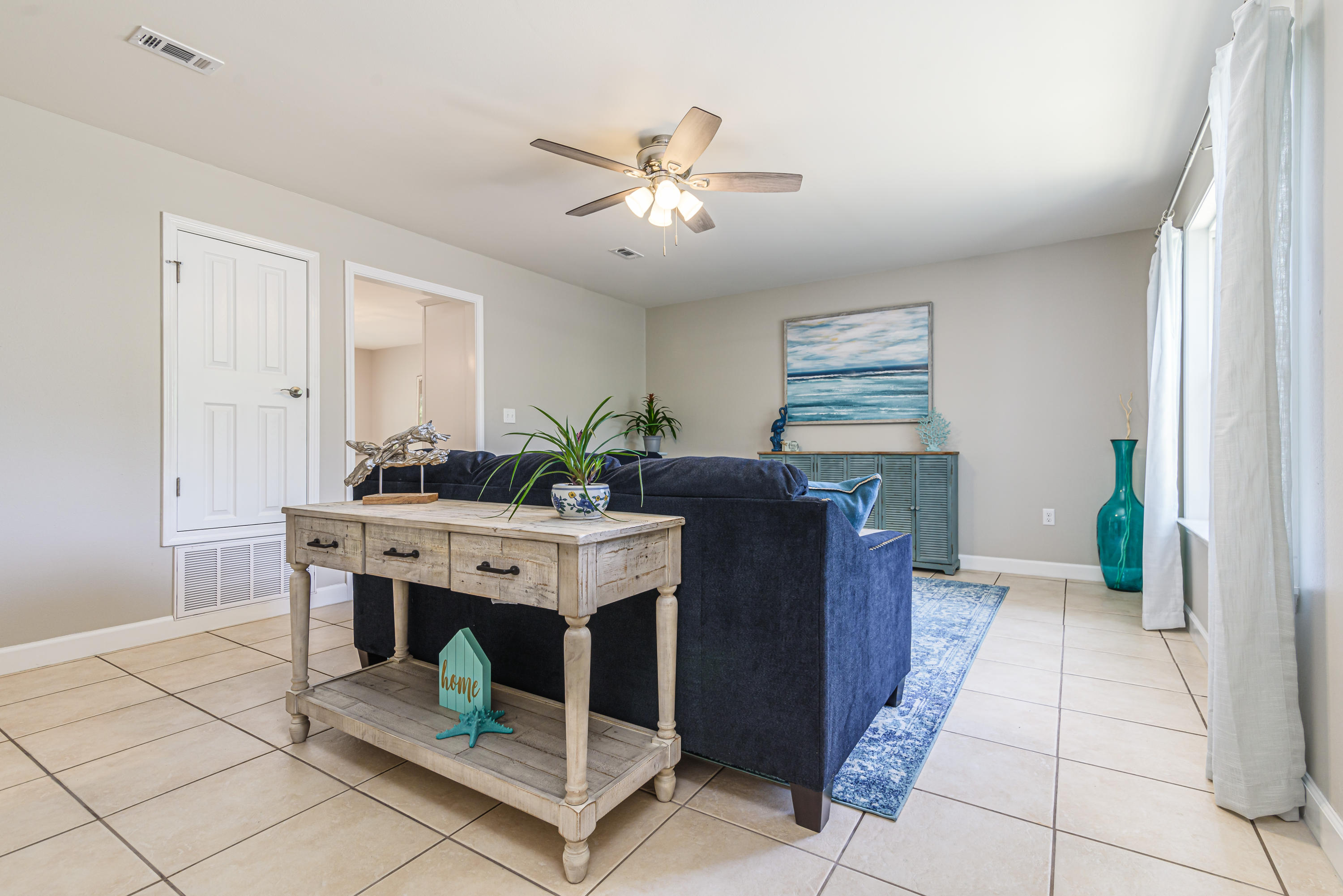 SHOAL TERRACE - Residential