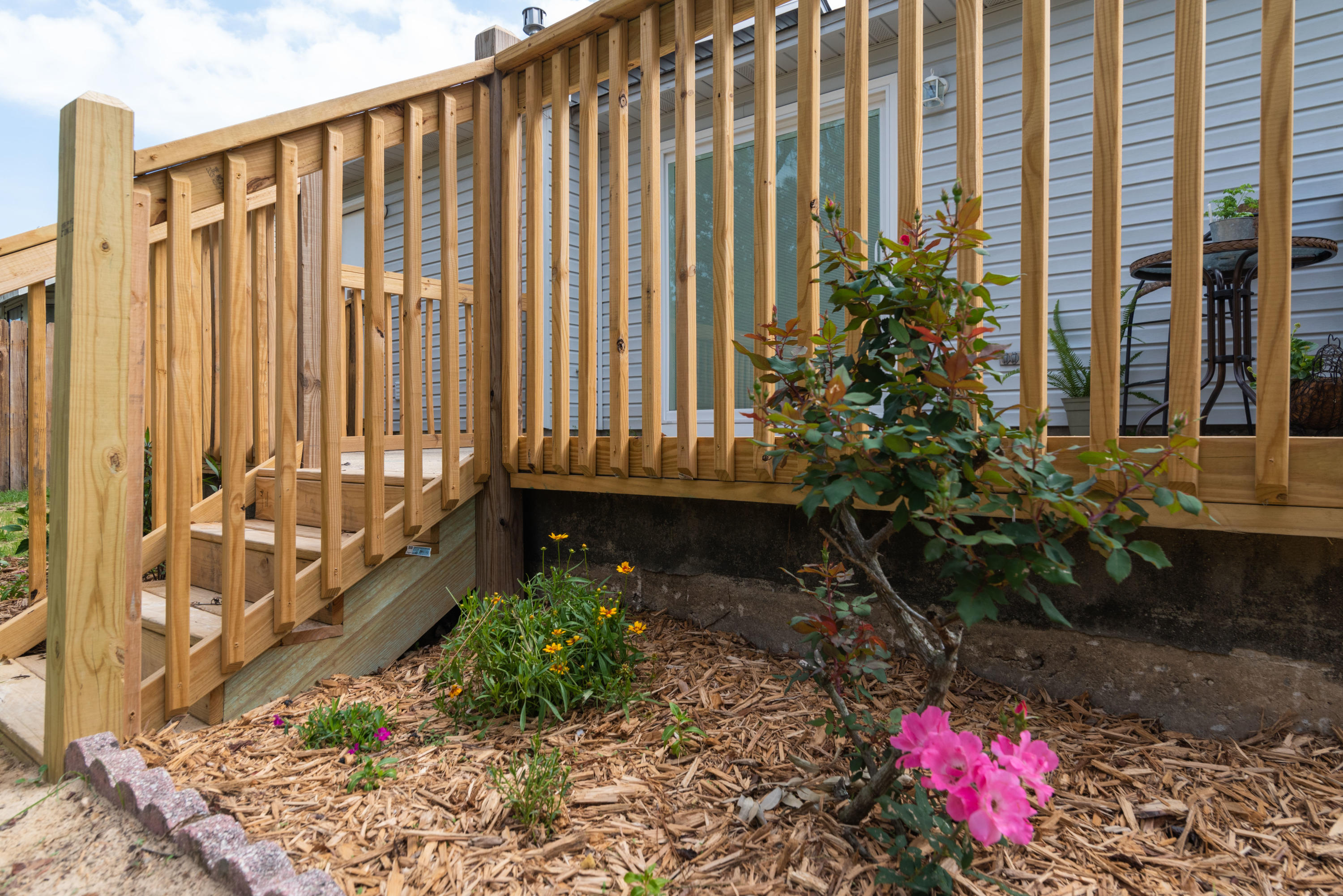 SHOAL TERRACE - Residential