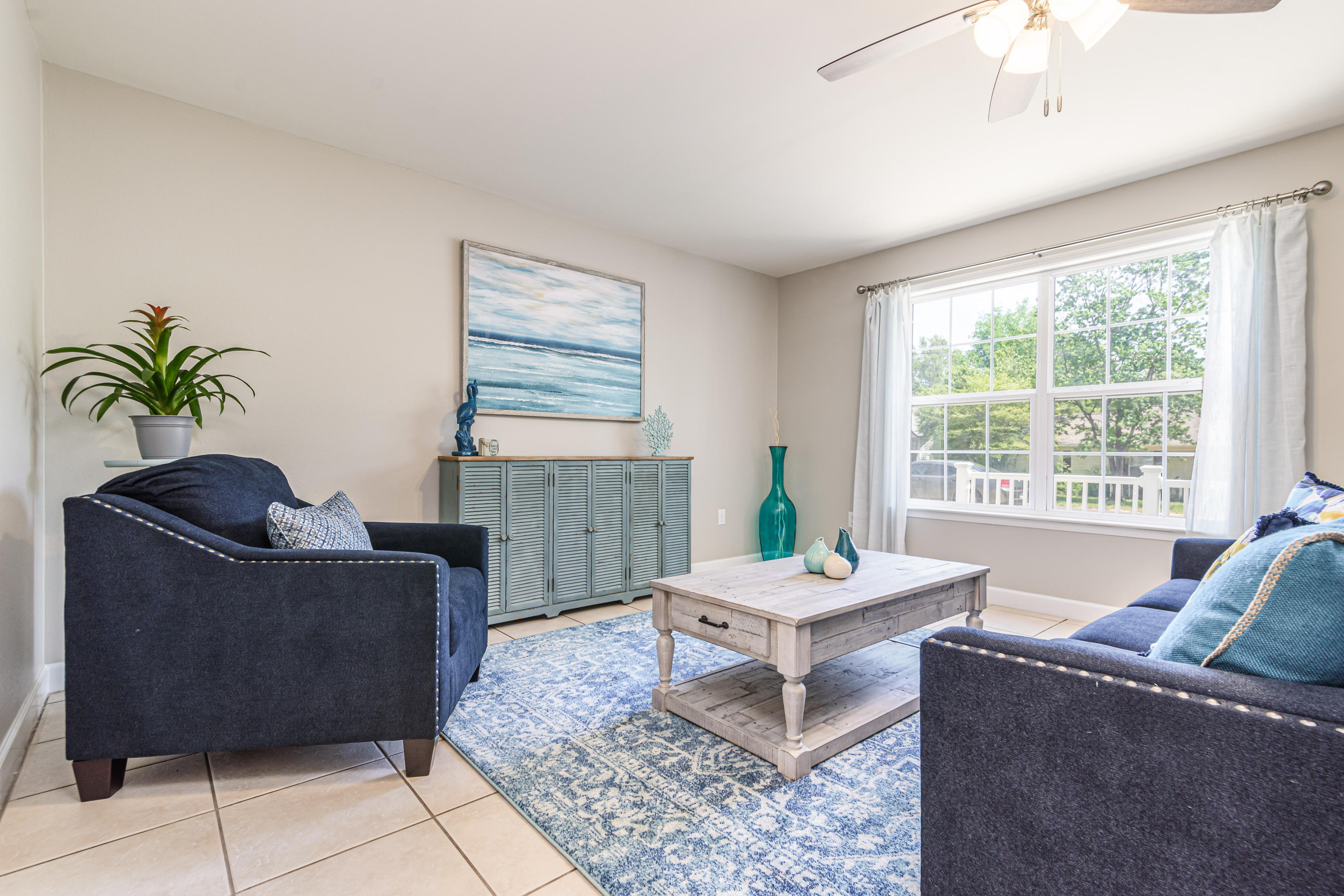 SHOAL TERRACE - Residential