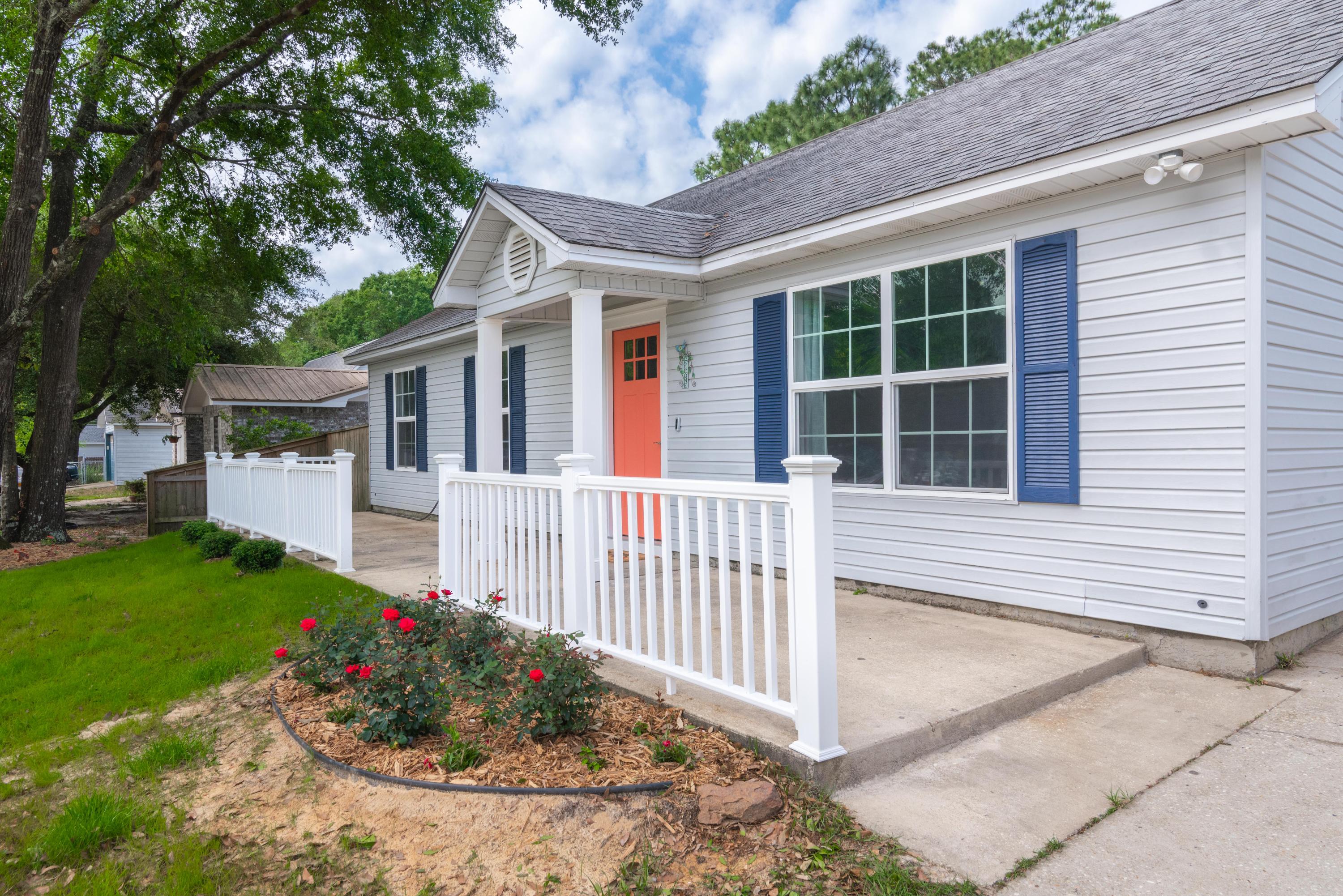 SHOAL TERRACE - Residential