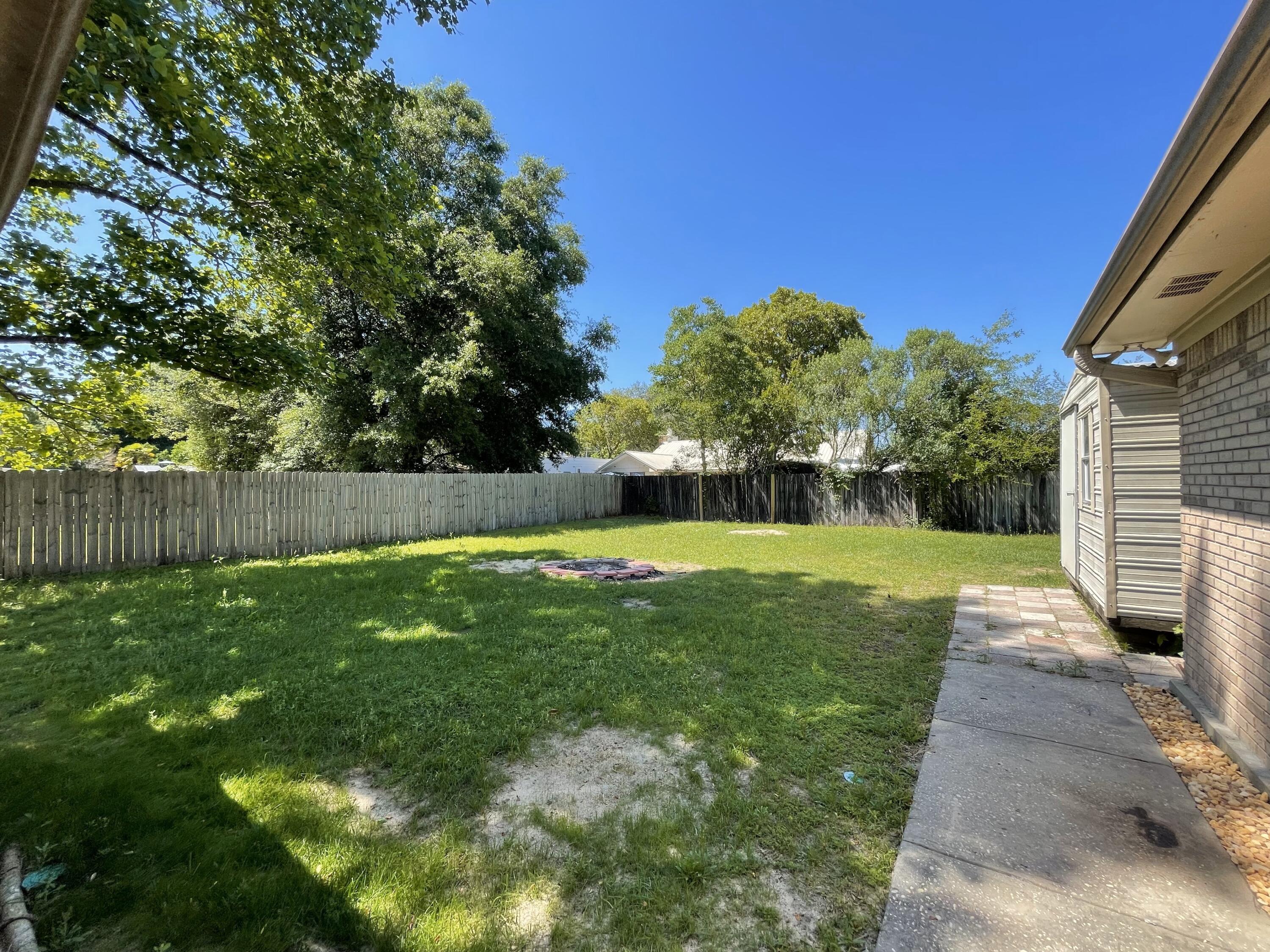 COUNTRYVIEW ESTATES - Residential Lease