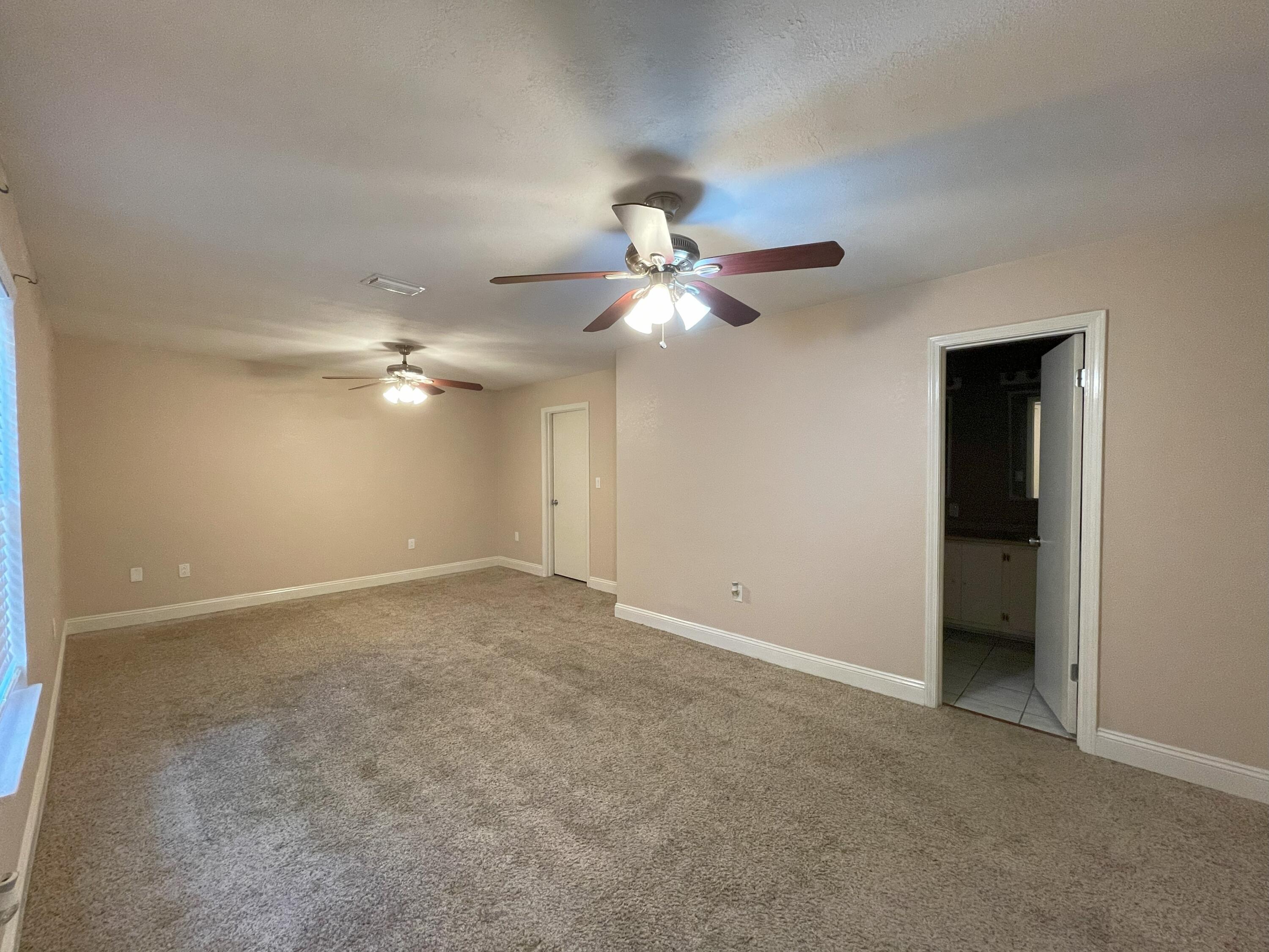 COUNTRYVIEW ESTATES - Residential Lease
