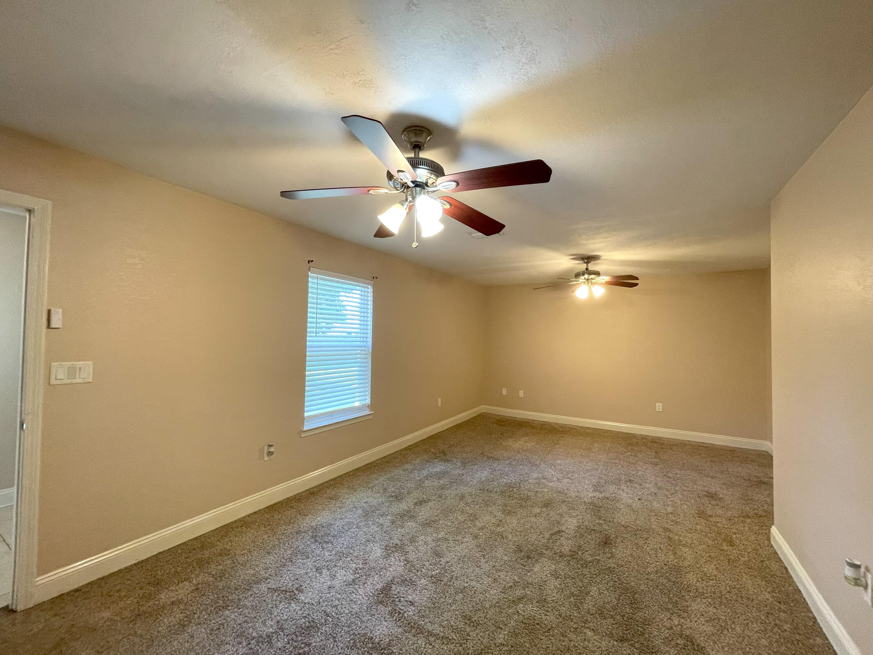 COUNTRYVIEW ESTATES - Residential Lease