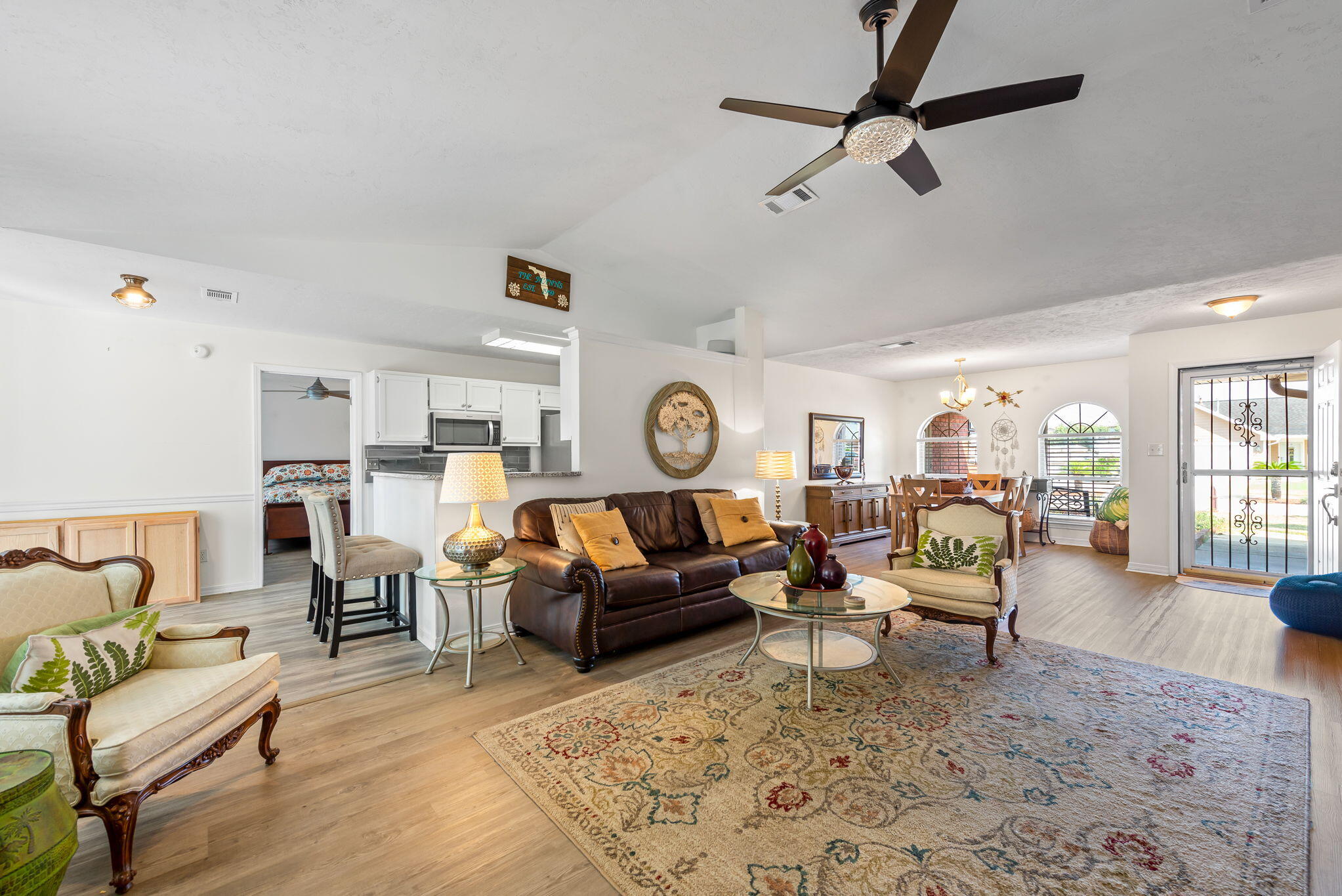 JACKSON TRAIL - Residential