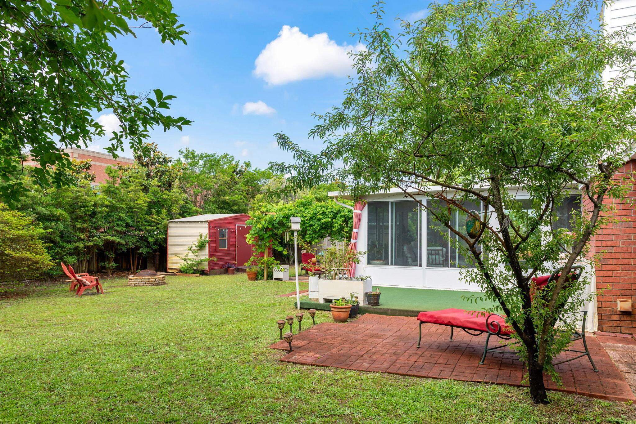 JACKSON TRAIL - Residential